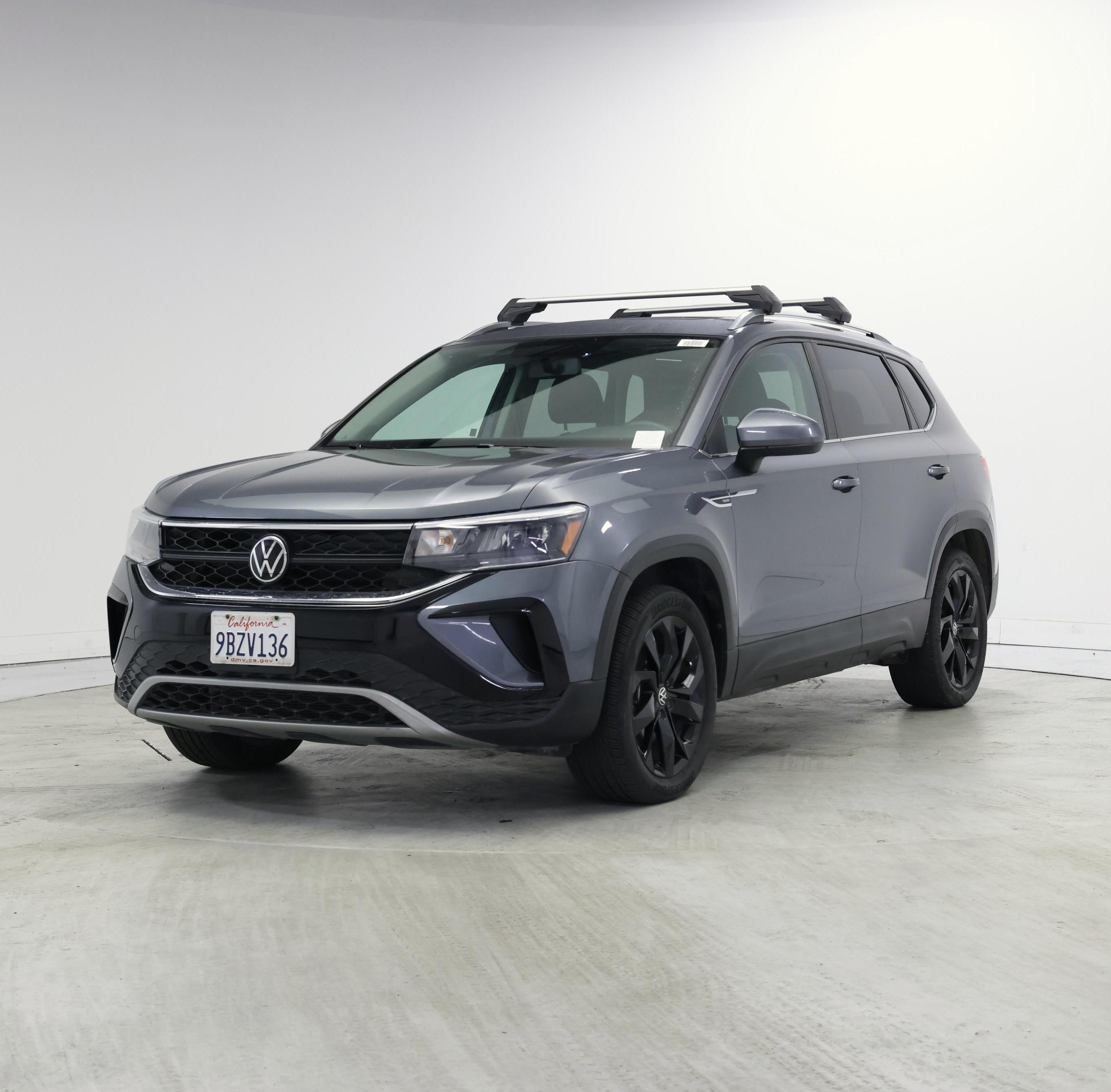 Thumbnail: 2022 Volkswagen Taos - 4