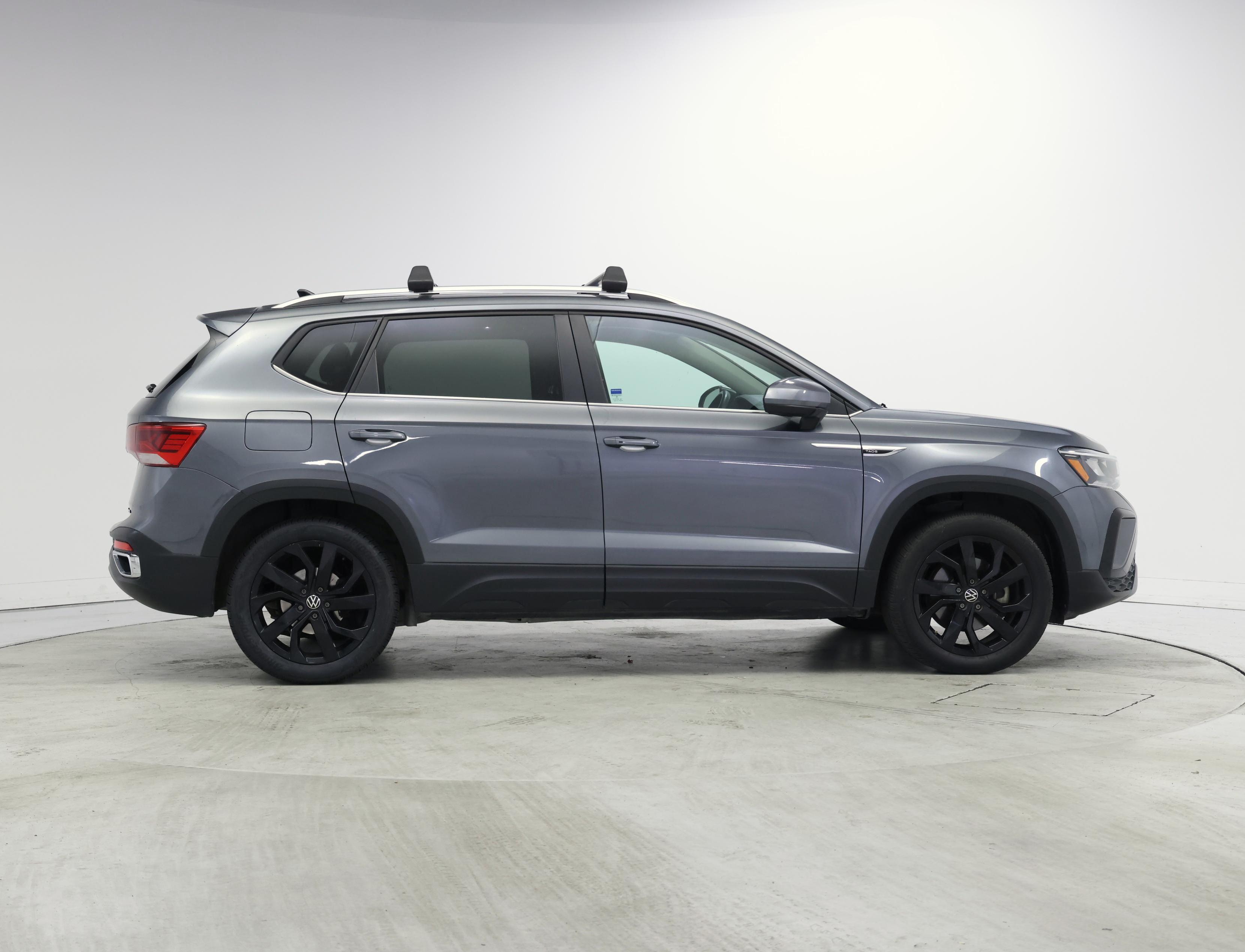 Thumbnail: 2022 Volkswagen Taos - 7
