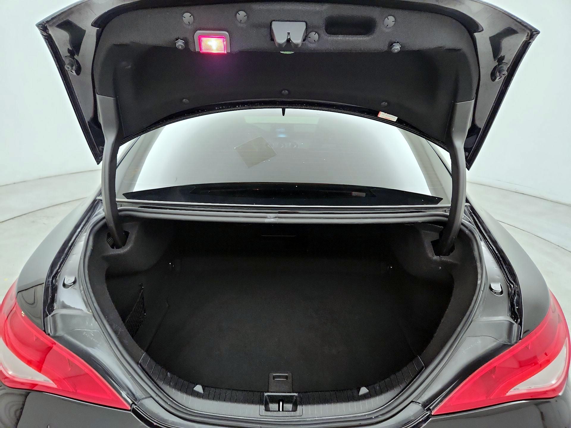 Thumbnail: 2019 Mercedes-Benz CLA - 20