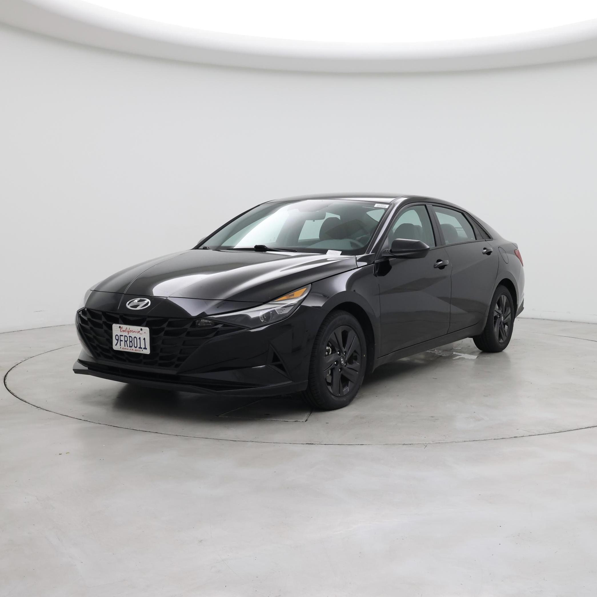 Thumbnail: 2023 Hyundai Elantra - 4
