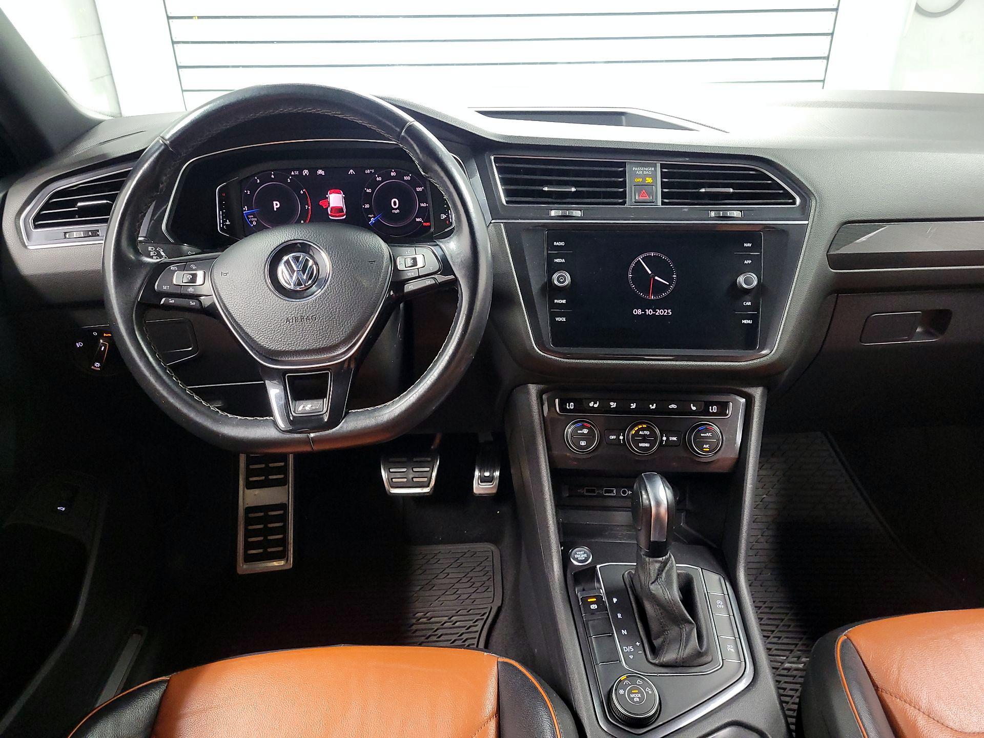 Thumbnail: 2020 Volkswagen Tiguan - 9