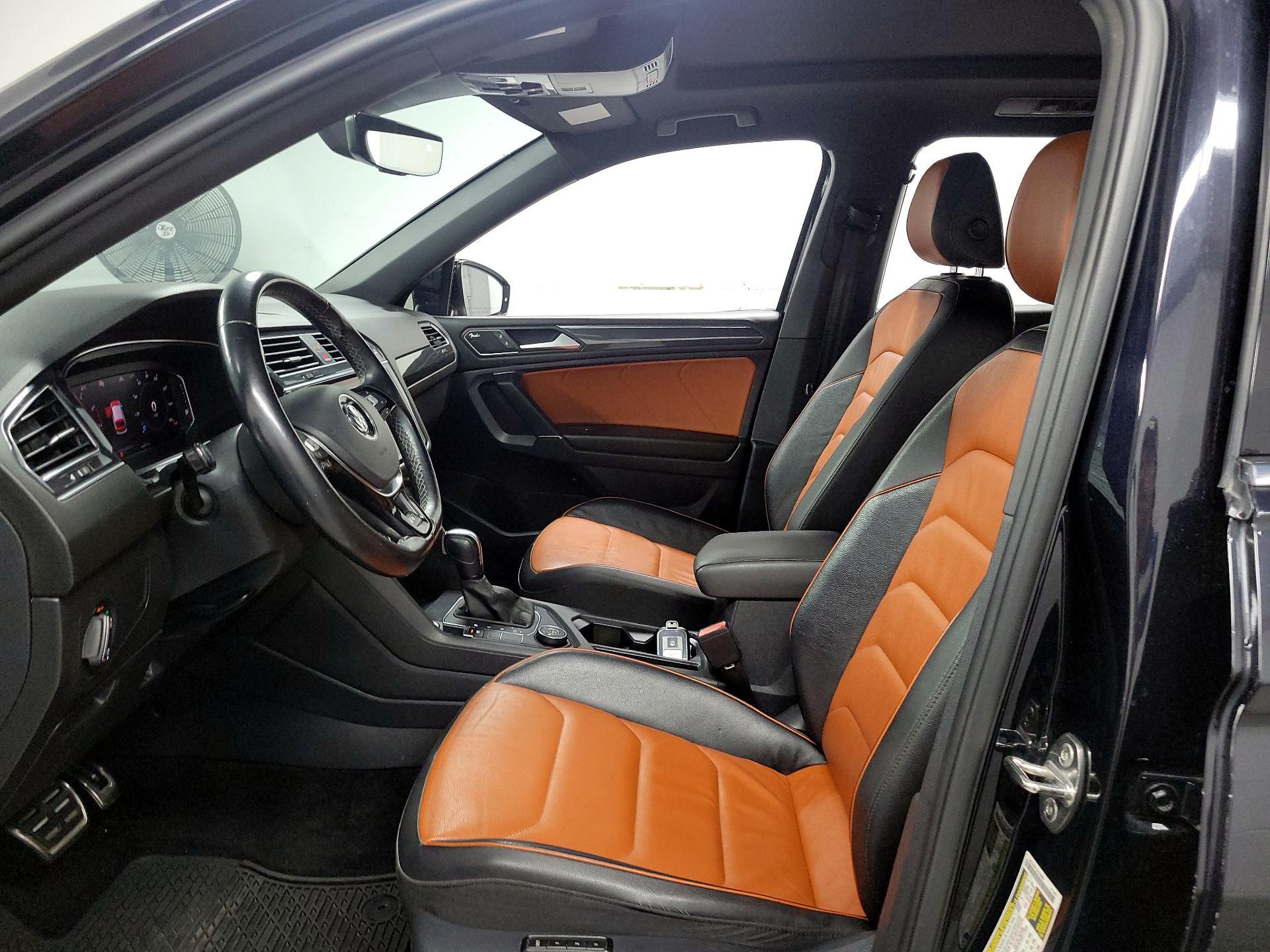 Thumbnail: 2020 Volkswagen Tiguan - 11