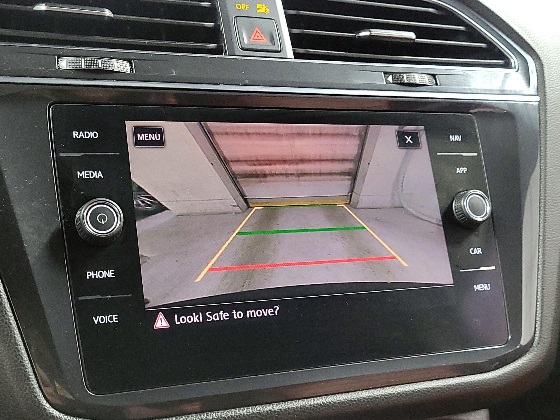 Thumbnail: 2020 Volkswagen Tiguan - 13