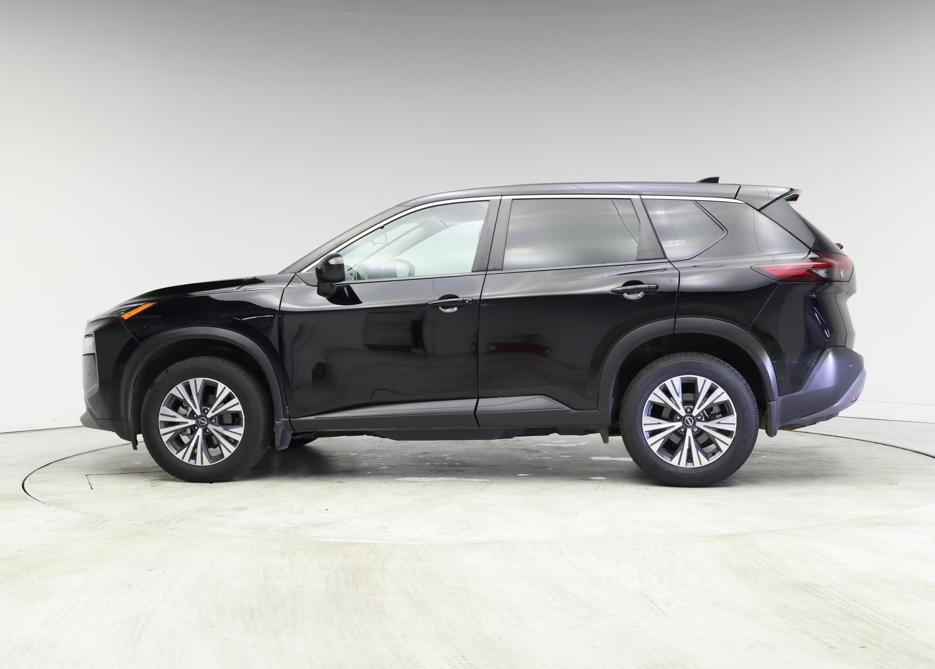 Thumbnail: 2023 Nissan Rogue - 3