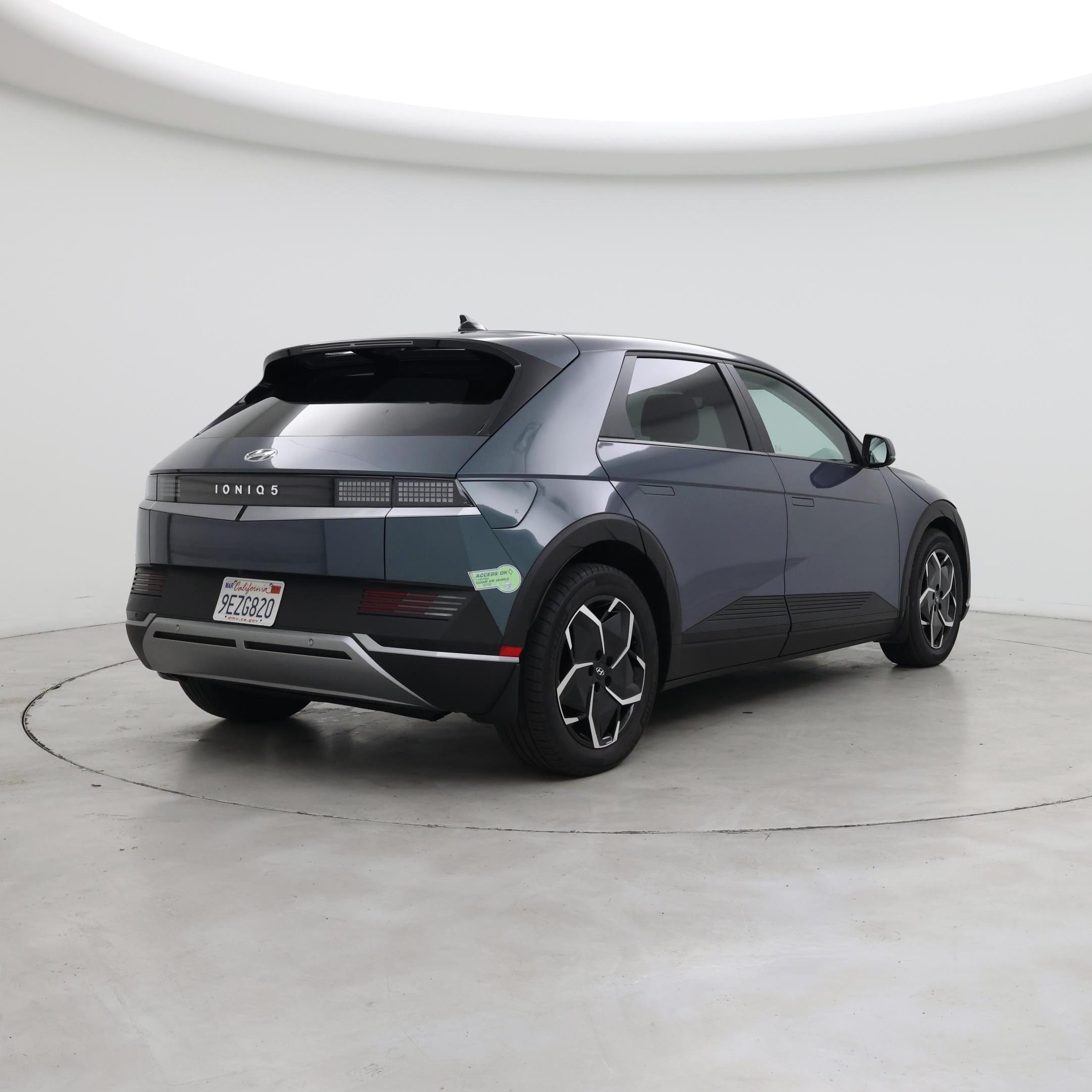 Thumbnail: 2023 Hyundai Ioniq 5 - 8