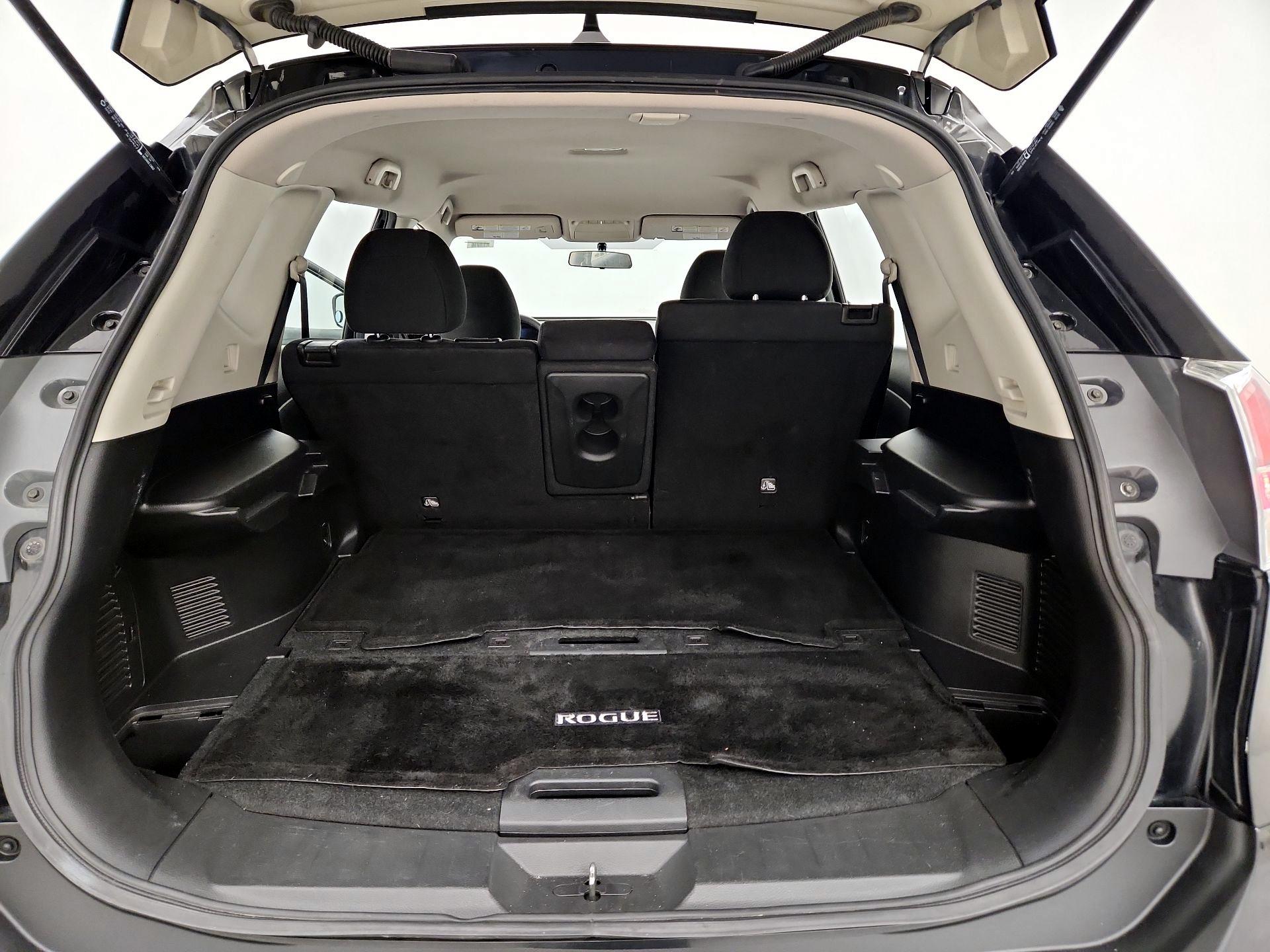 Thumbnail: 2015 Nissan Rogue - 20