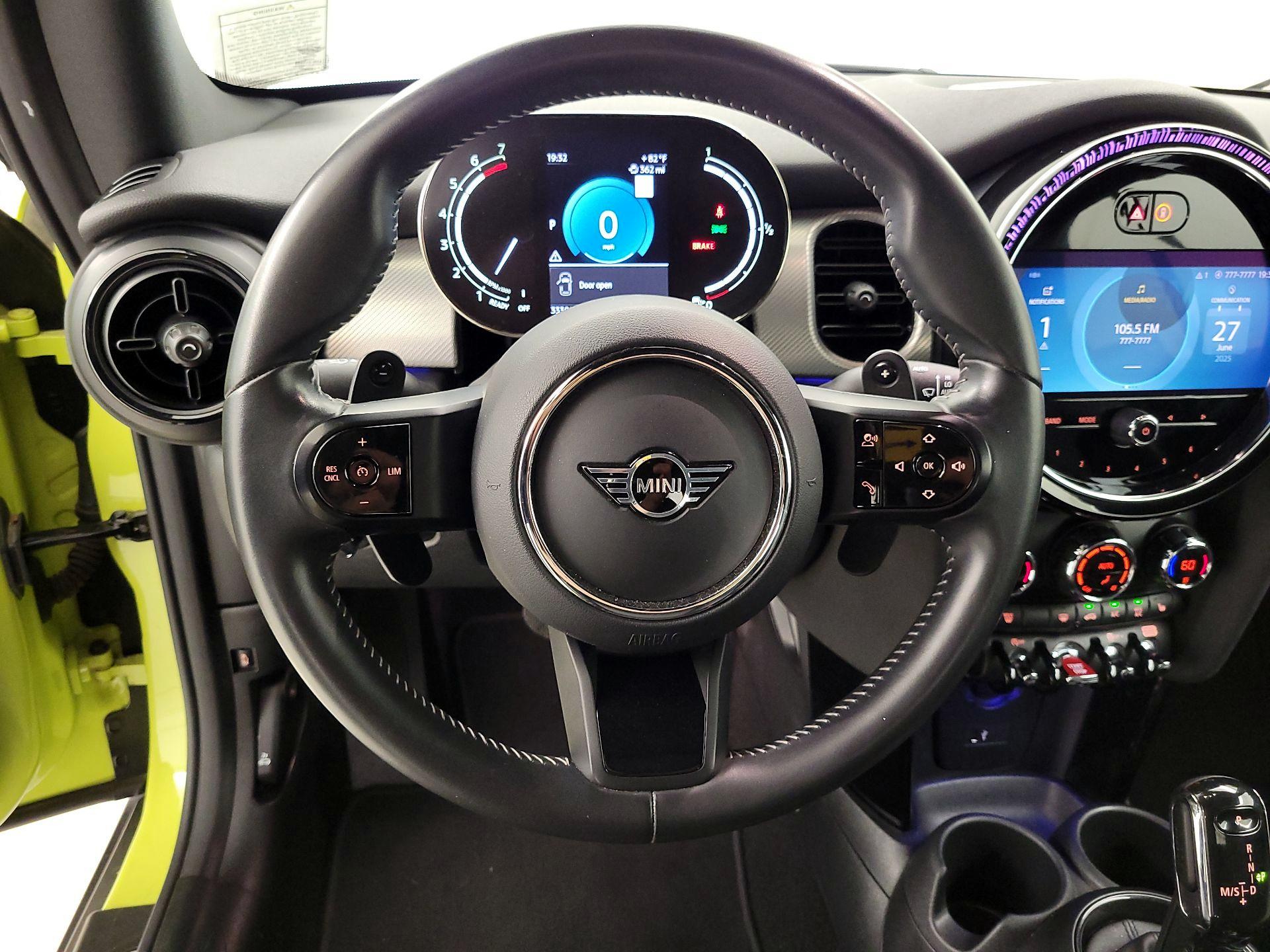 Thumbnail: 2023 MINI Cooper - 10