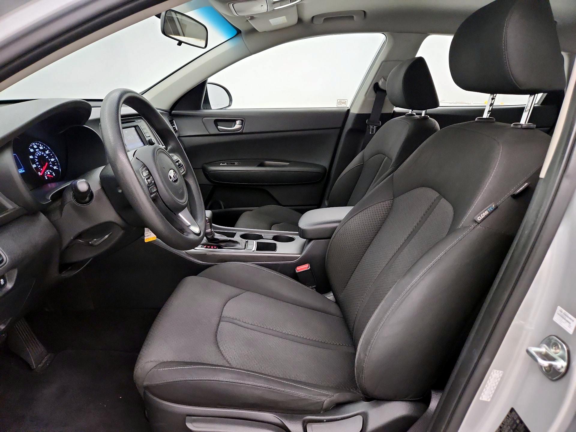 Thumbnail: 2017 Kia Optima - 11