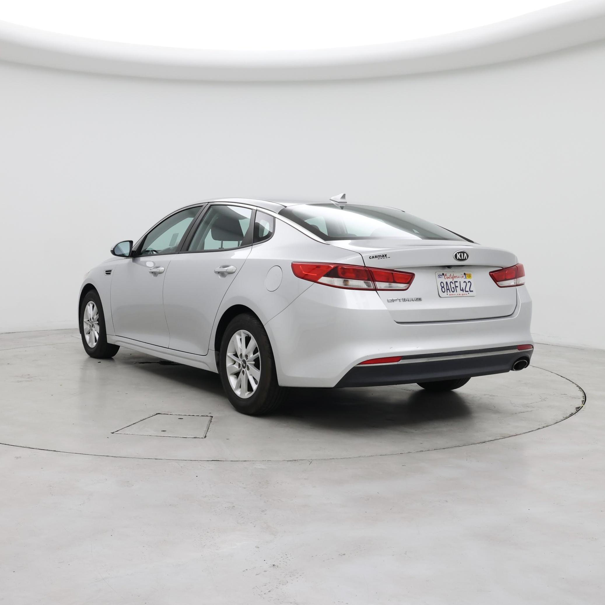 Thumbnail: 2017 Kia Optima - 2