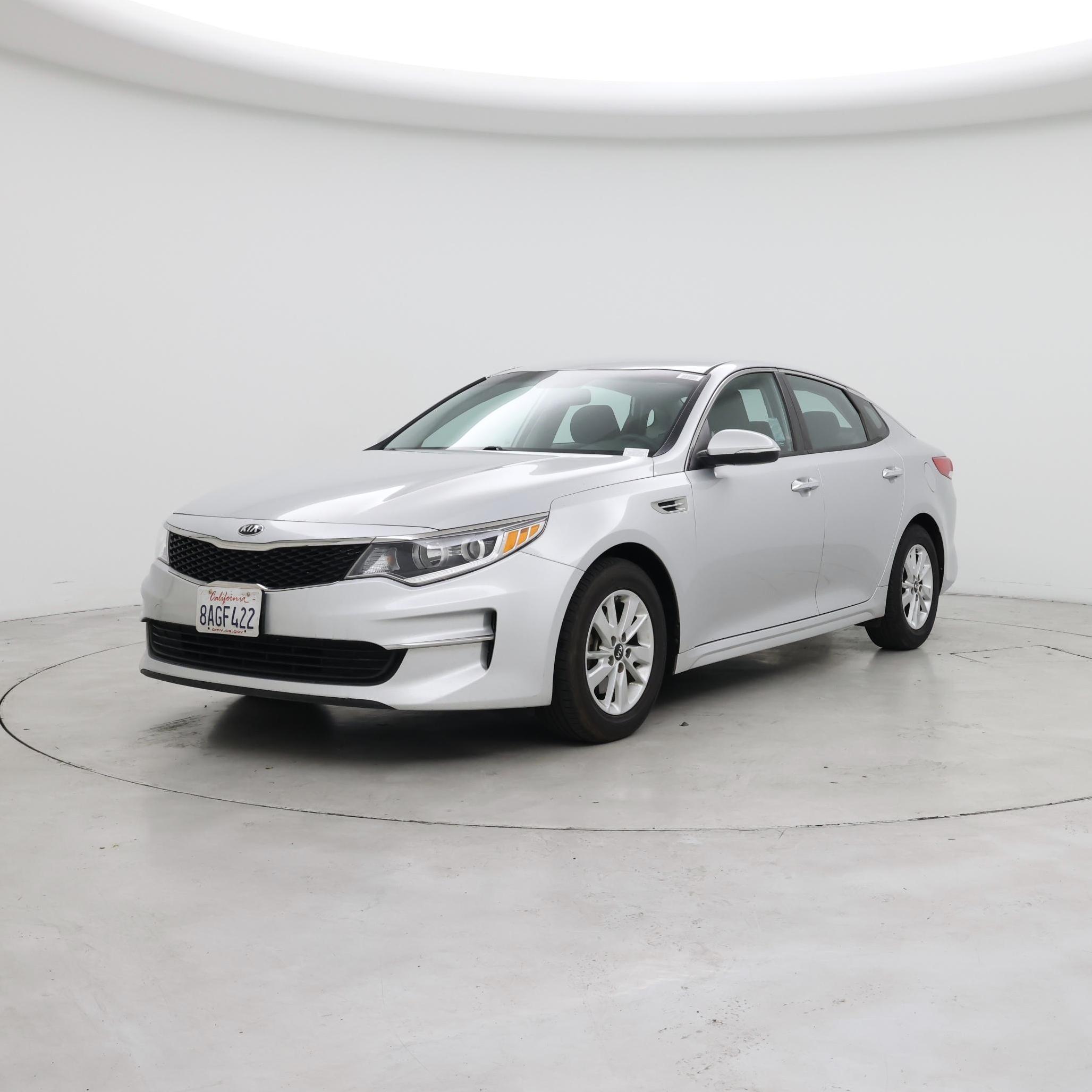 Thumbnail: 2017 Kia Optima - 4