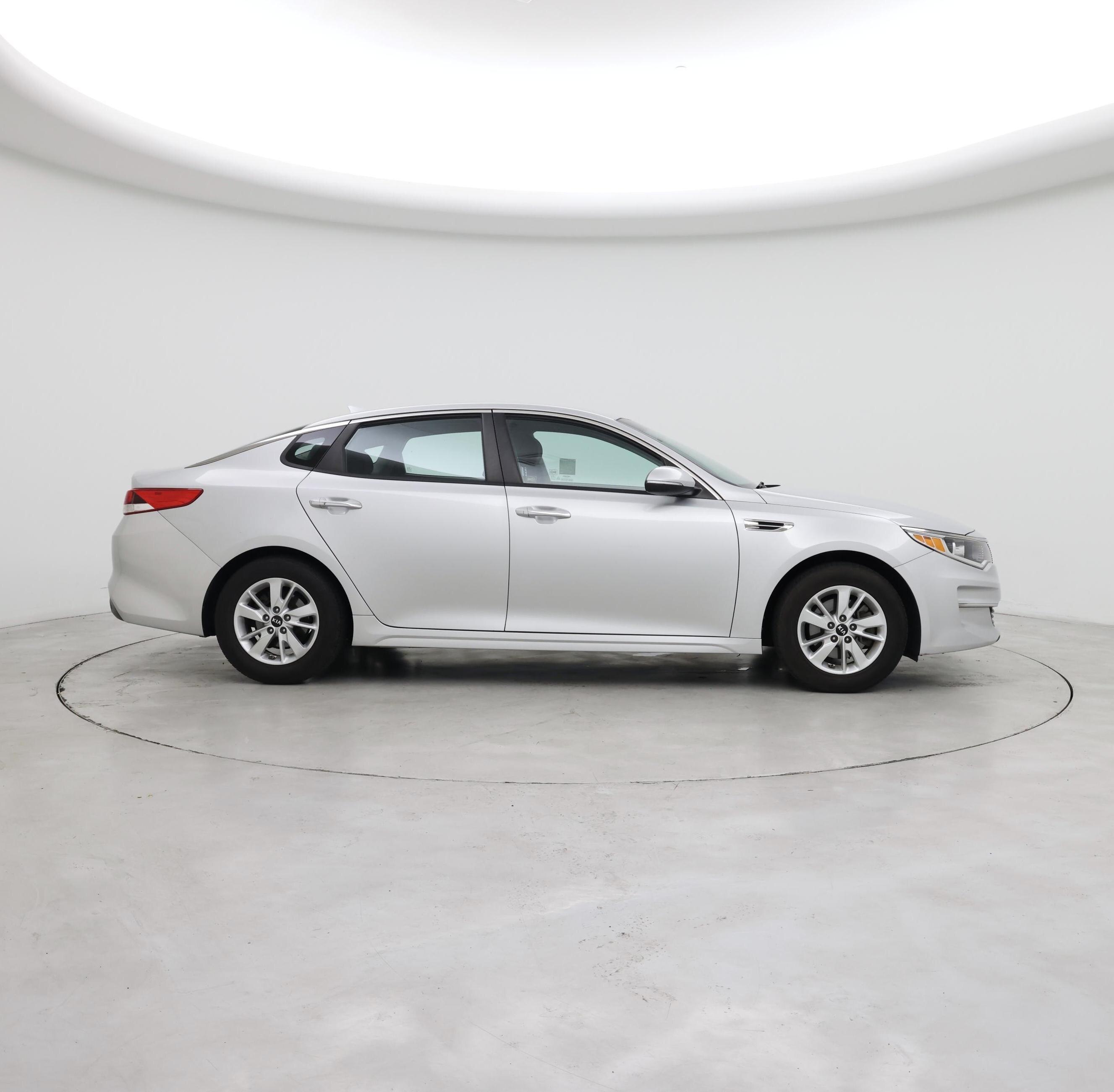 Thumbnail: 2017 Kia Optima - 7