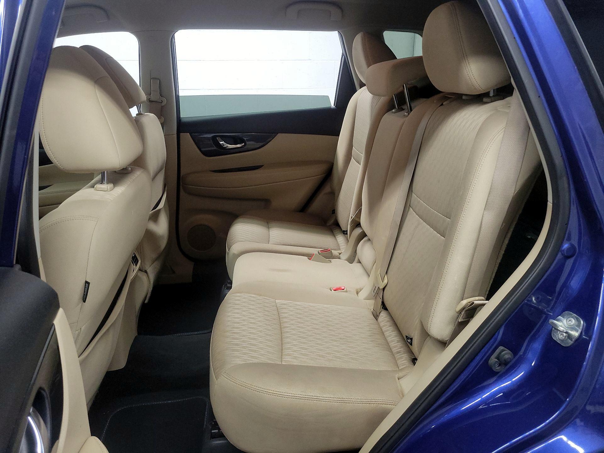 Thumbnail: 2019 Nissan Rogue - 18