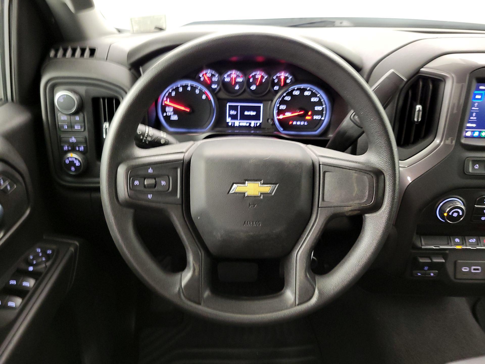 Thumbnail: 2021 Chevrolet Silverado 1500 - 10