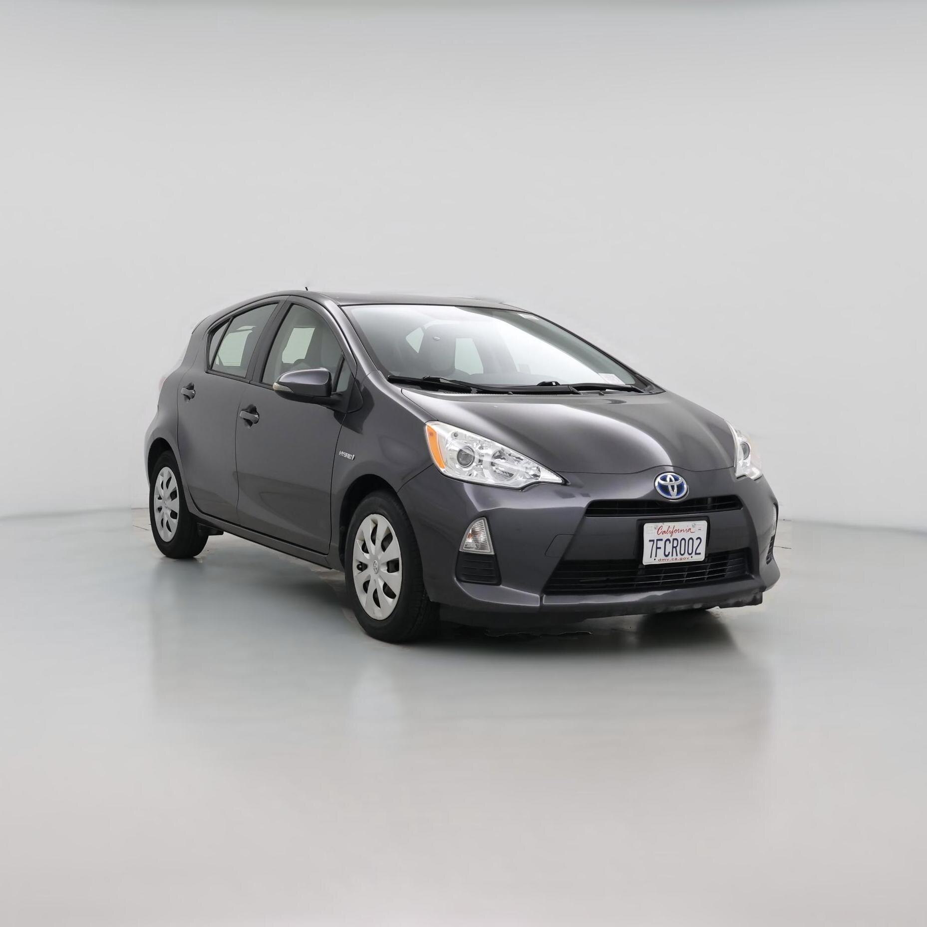 Thumbnail: 2014 Toyota Prius c - 1