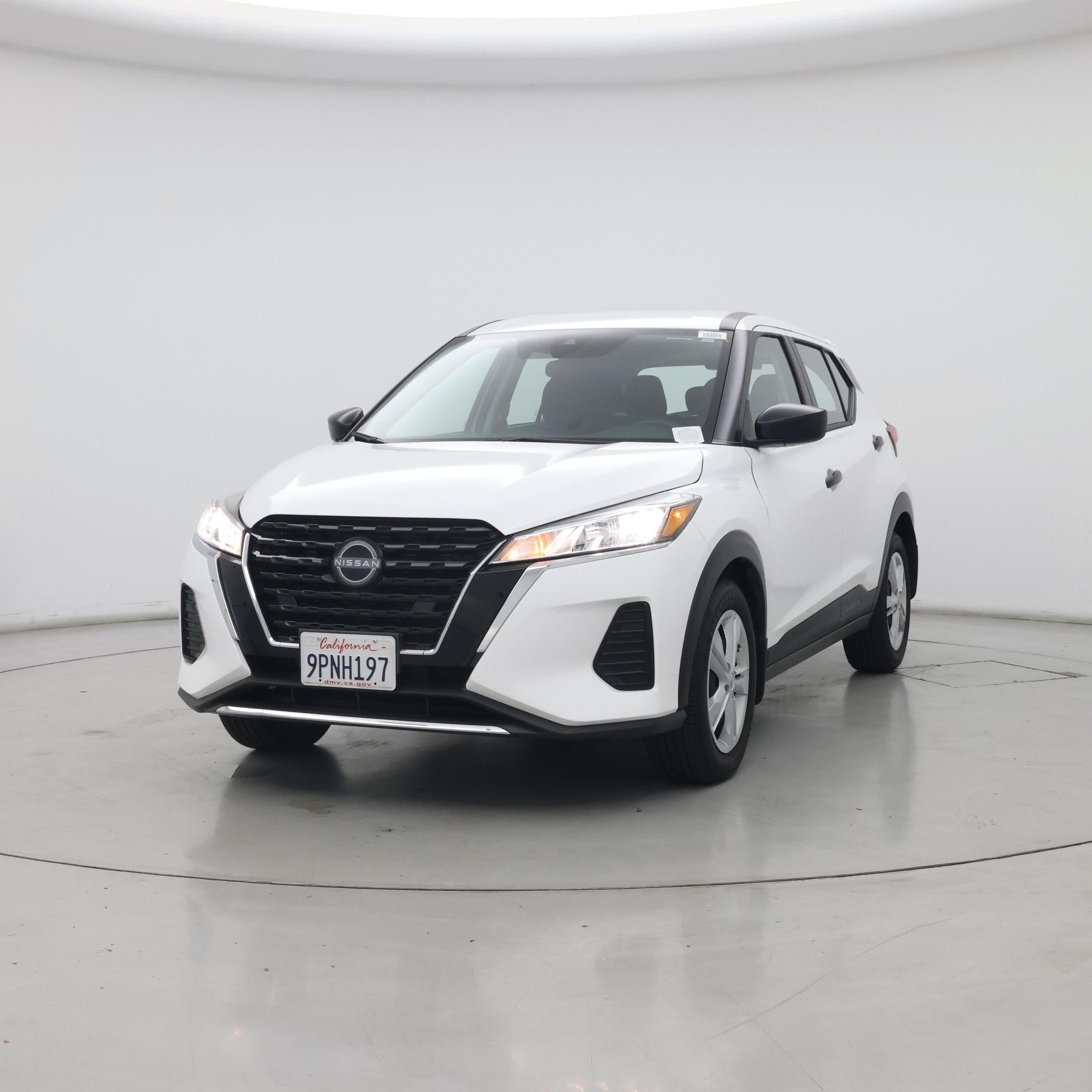Thumbnail: 2024 Nissan Kicks - 4