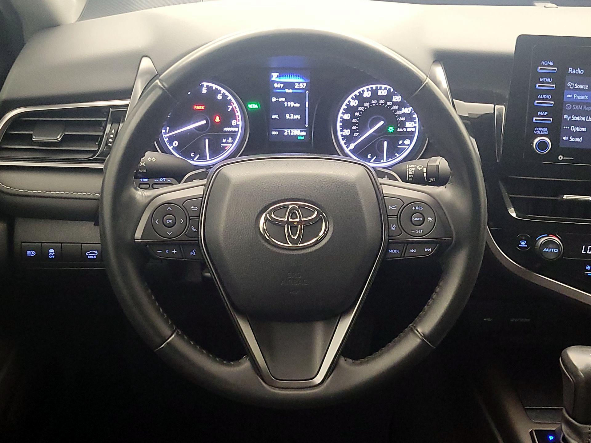 Thumbnail: 2023 Toyota Camry - 10