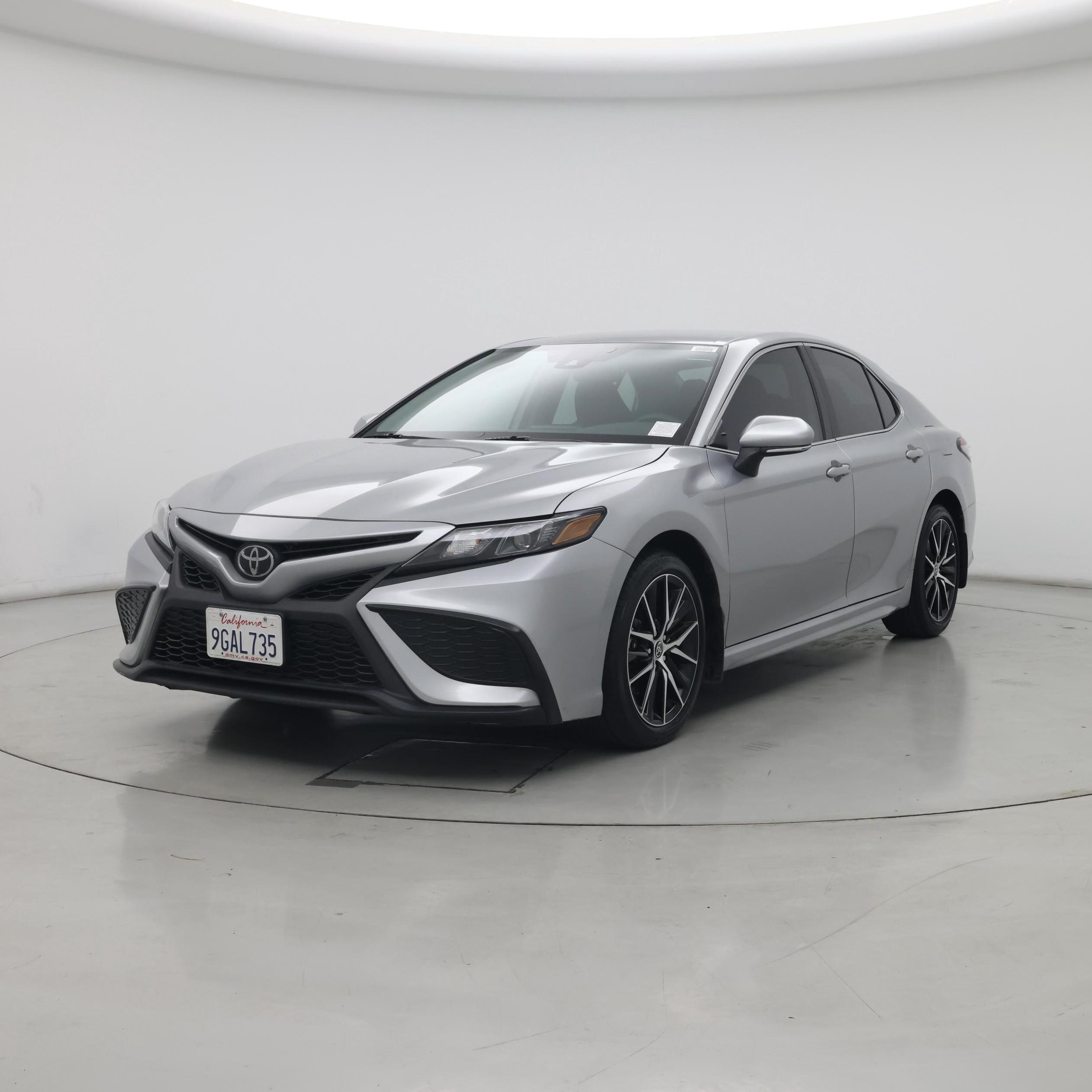 Thumbnail: 2023 Toyota Camry - 4