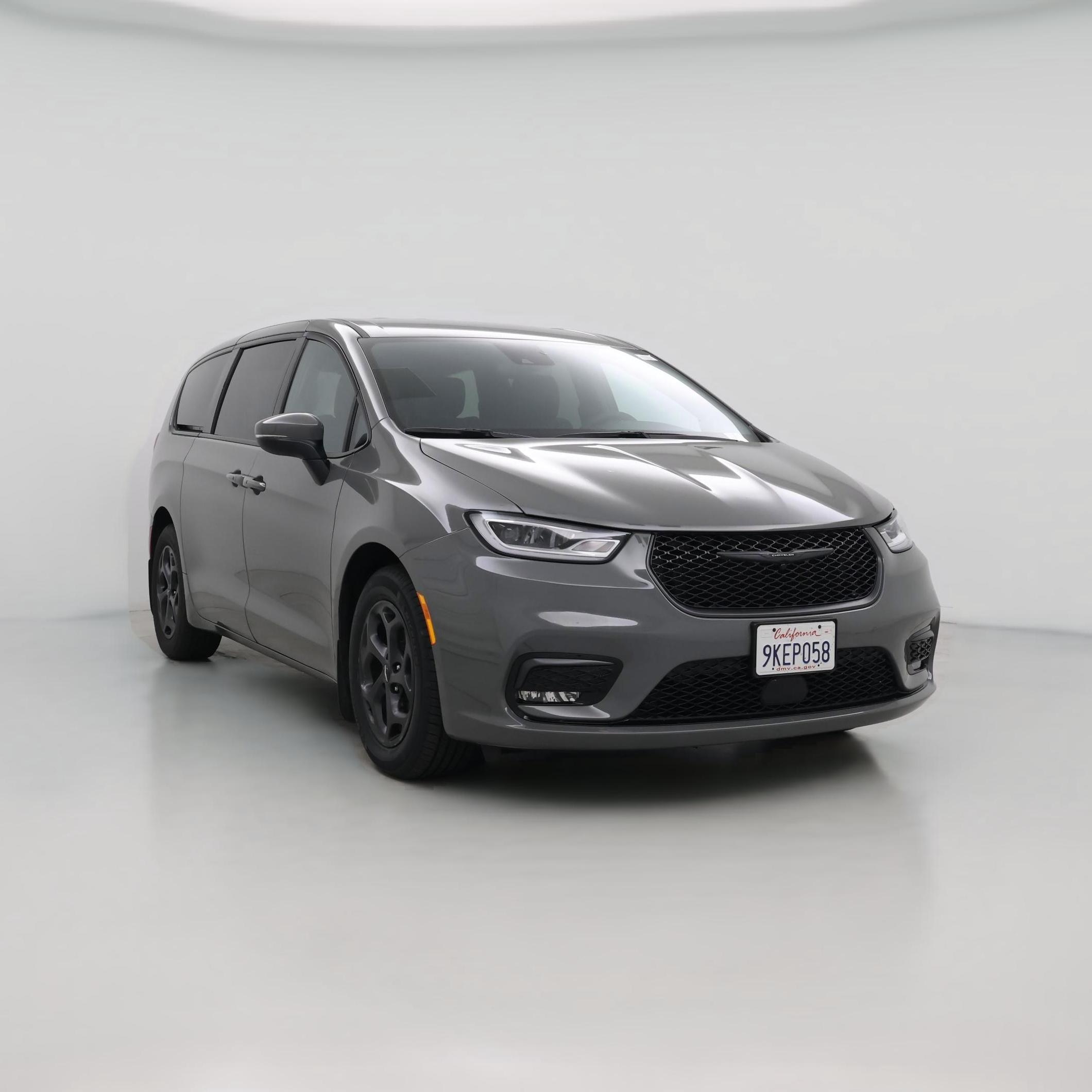 Thumbnail: 2023 Chrysler Pacifica - 1