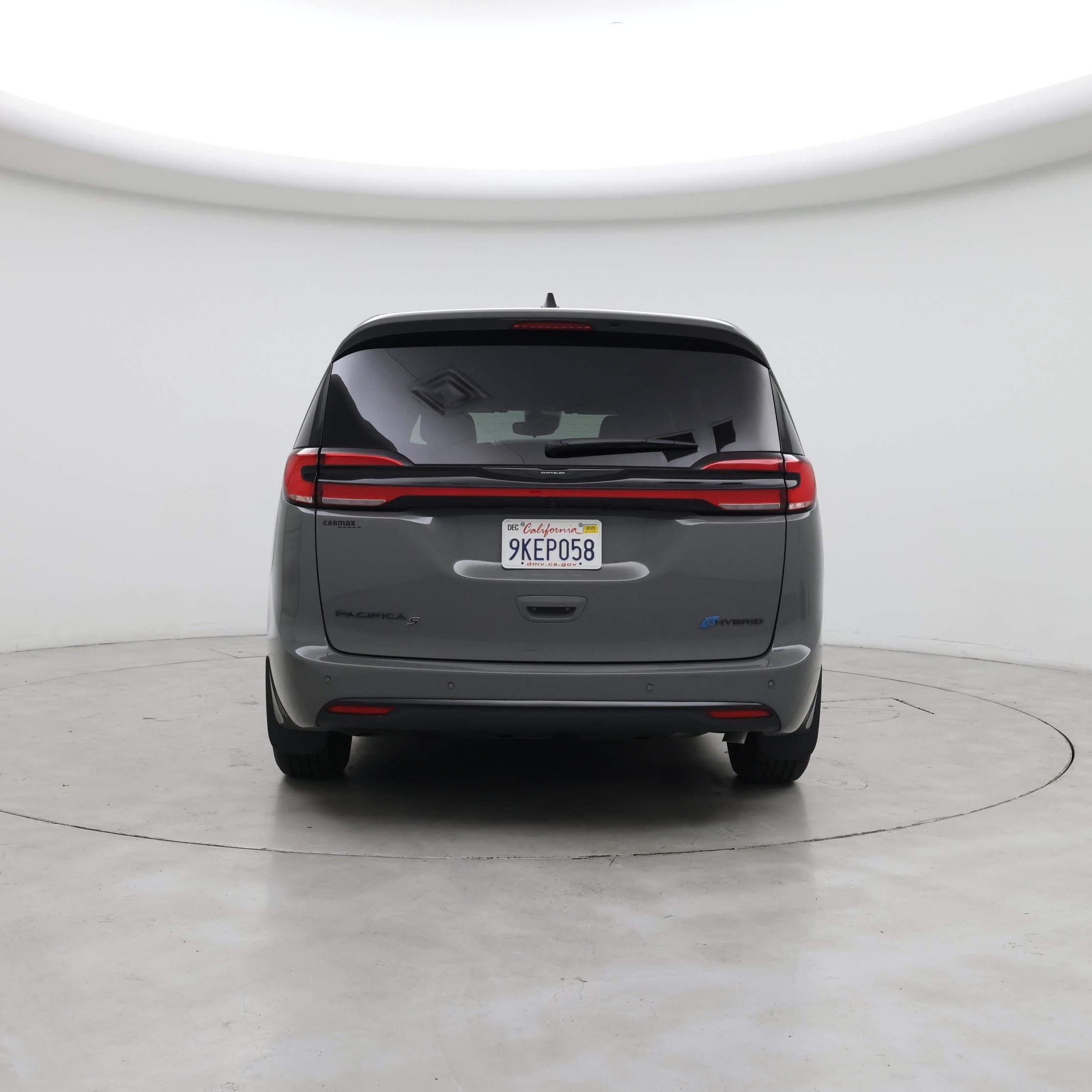 Thumbnail: 2023 Chrysler Pacifica - 6