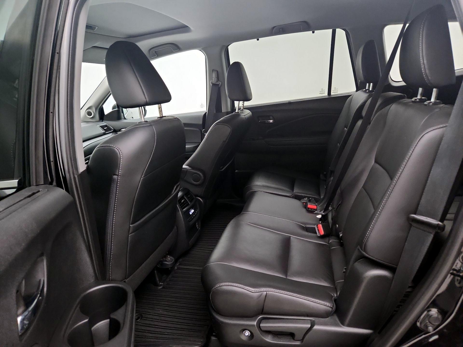 Thumbnail: 2020 Honda Pilot - 20