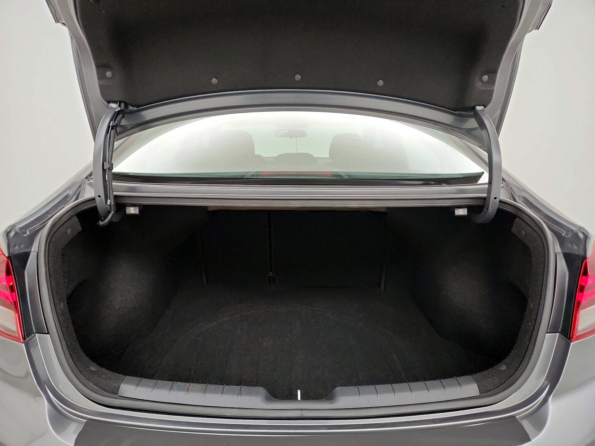 Thumbnail: 2019 Hyundai Elantra - 20