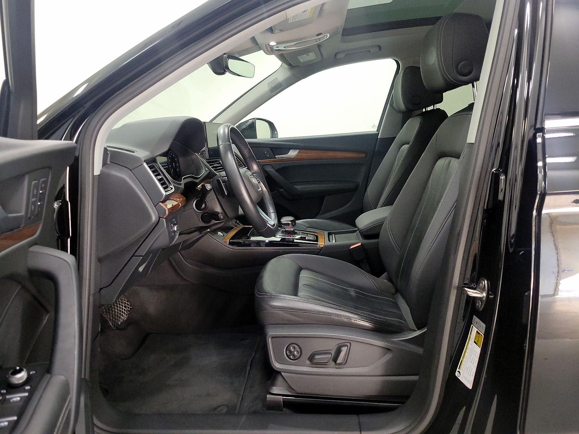Thumbnail: 2021 Audi Q5 - 11