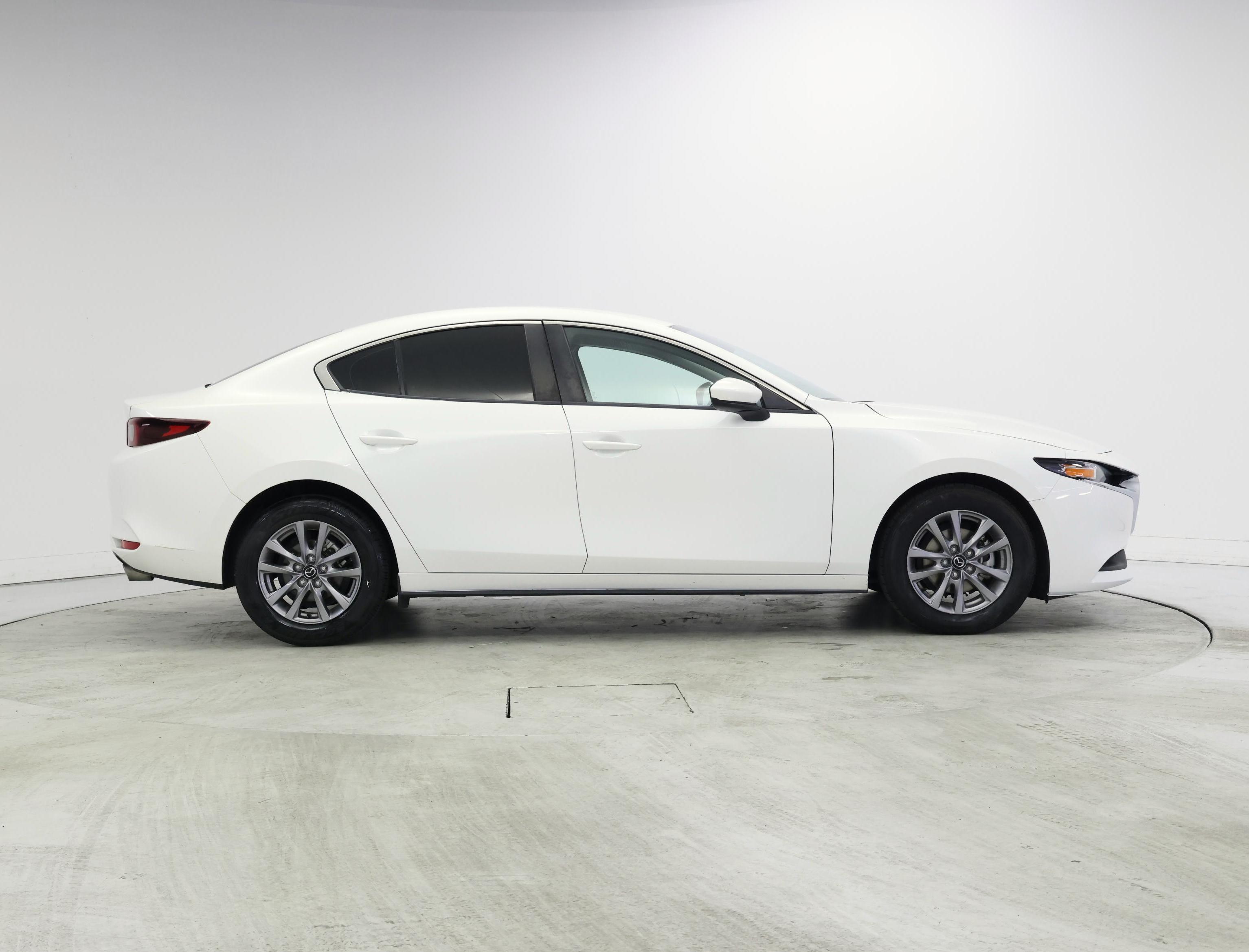 Thumbnail: 2022 Mazda Mazda3 - 7