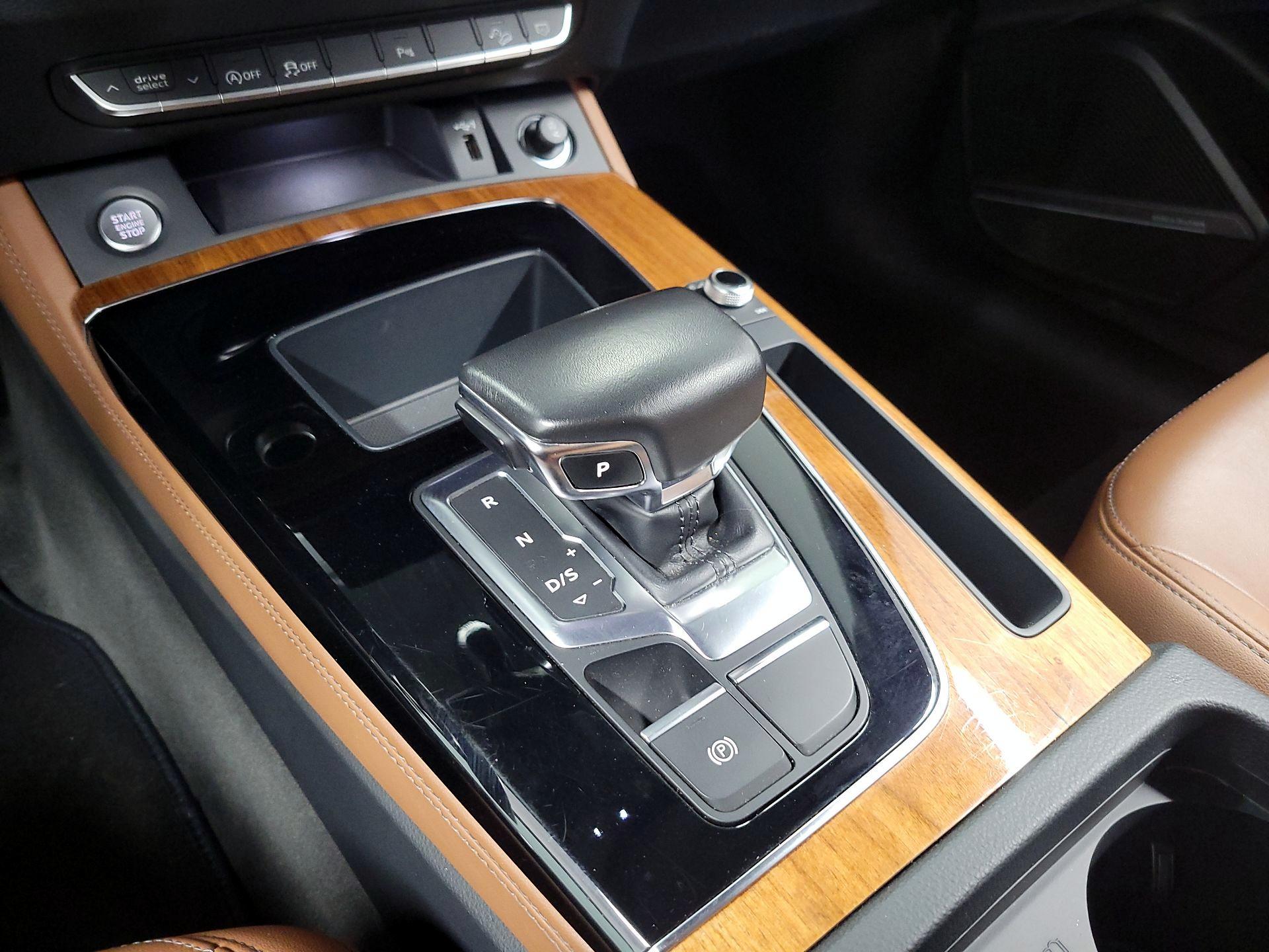 Thumbnail: 2023 Audi Q5 - 16