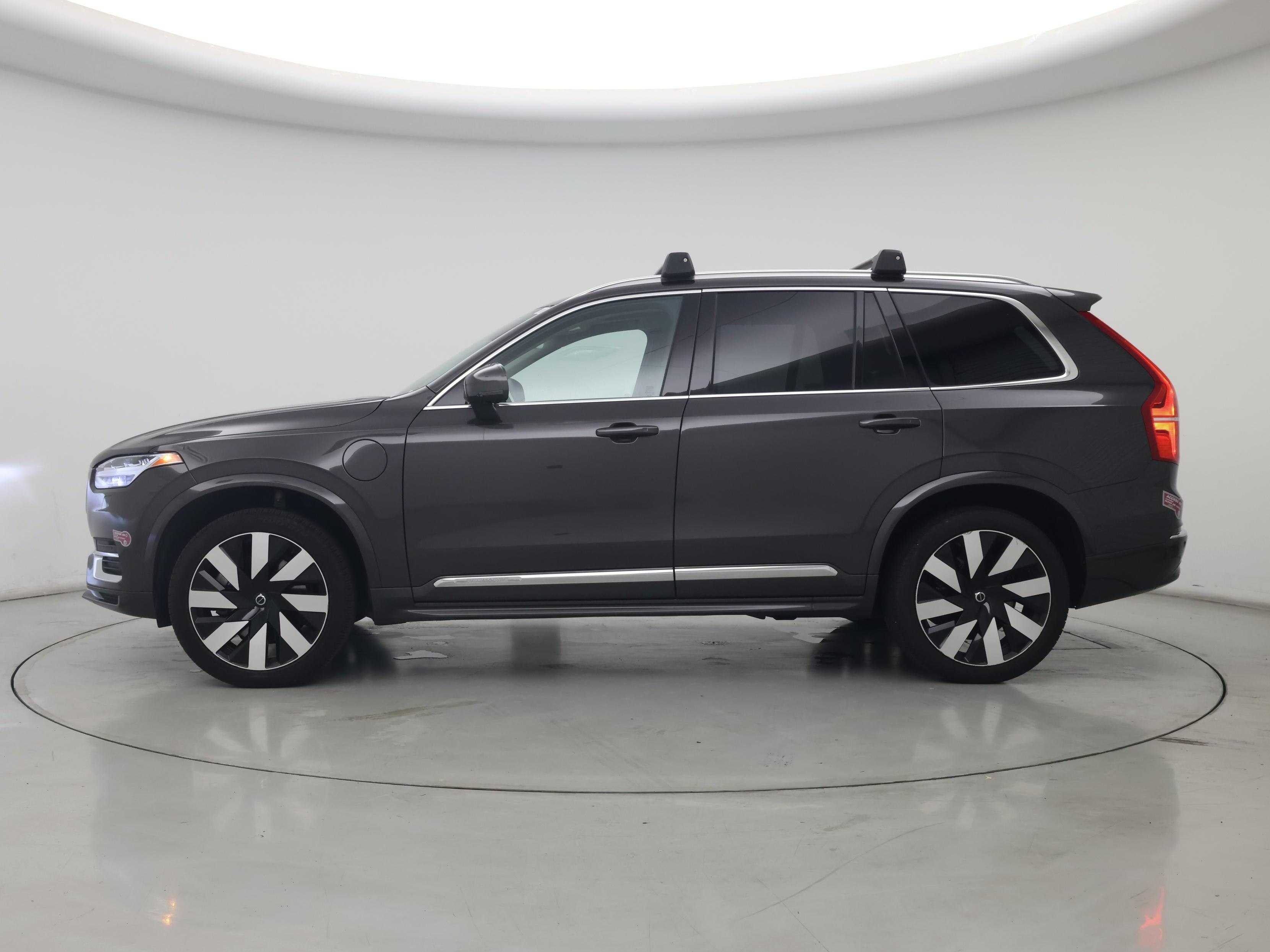 Thumbnail: 2023 Volvo XC90 - 3