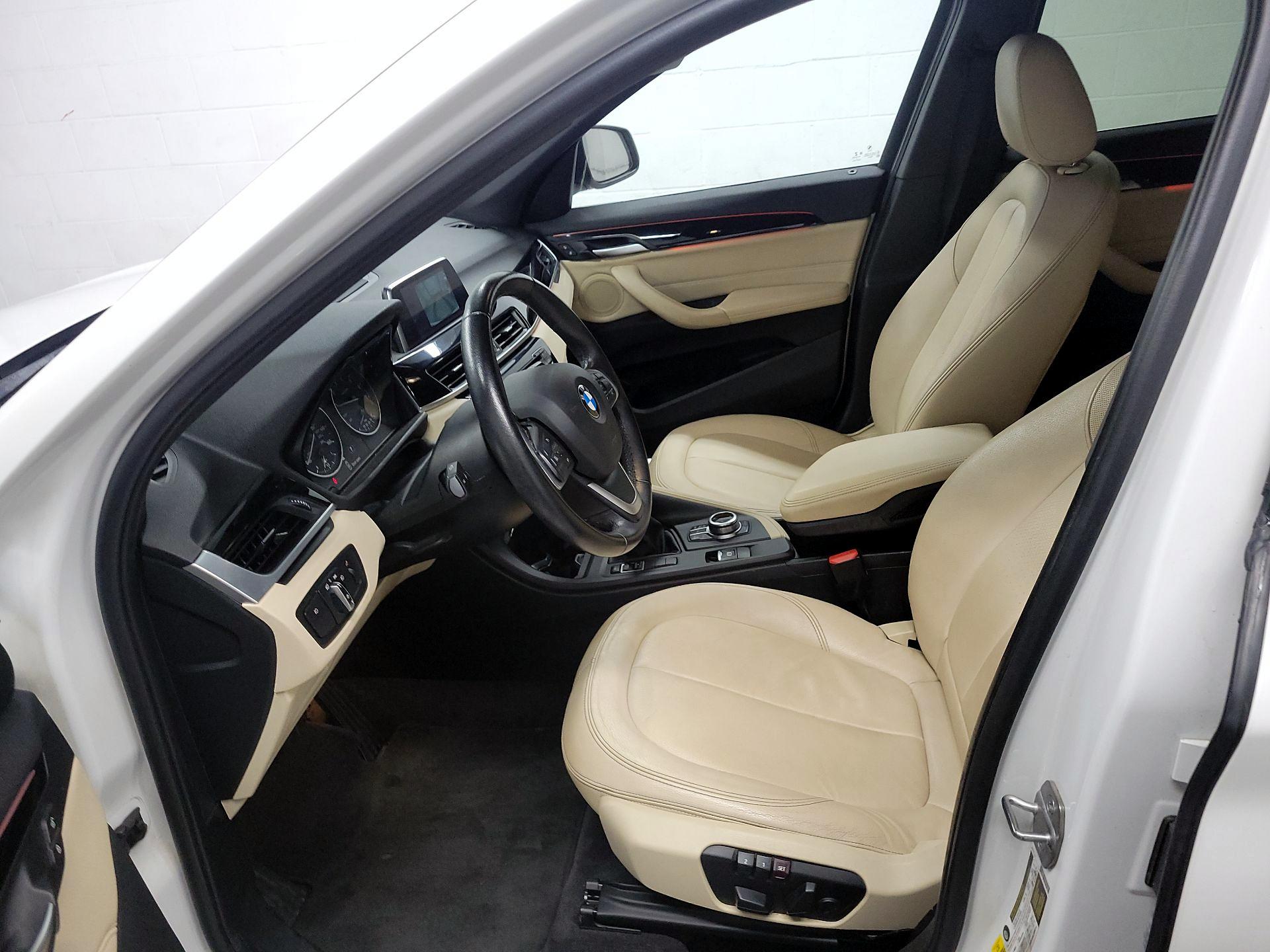 Thumbnail: 2018 BMW X1 - 11