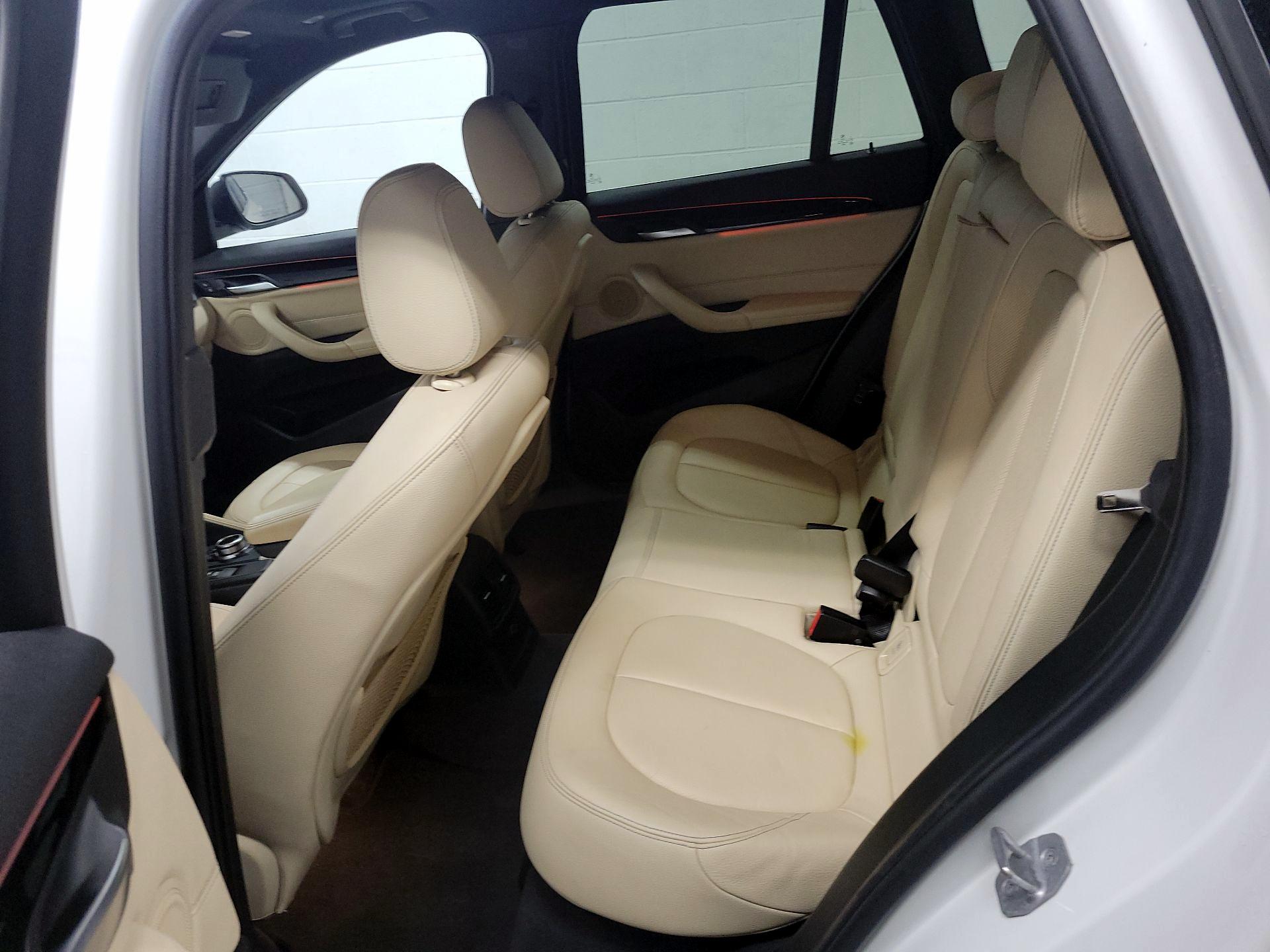 Thumbnail: 2018 BMW X1 - 18