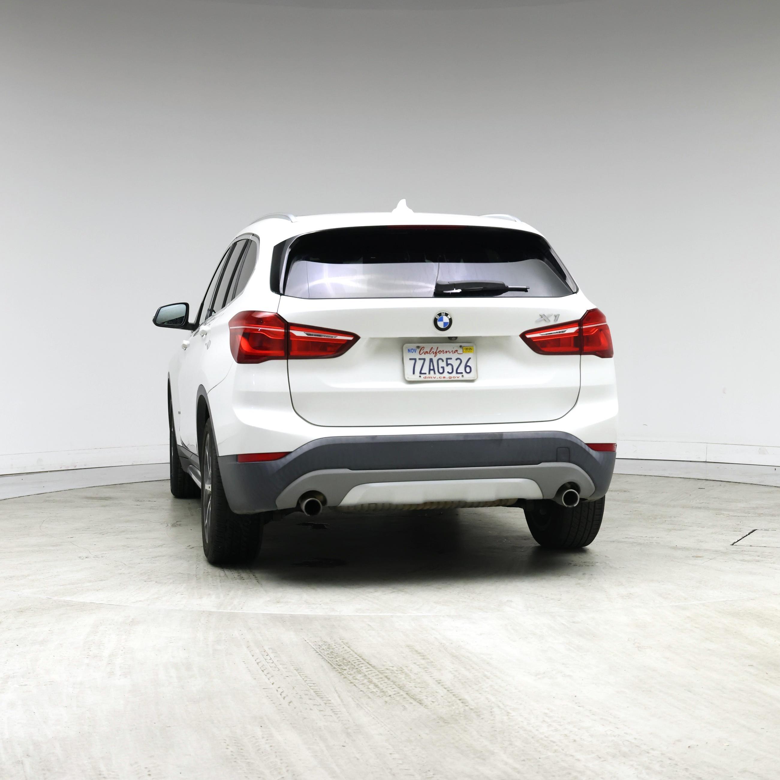 Thumbnail: 2018 BMW X1 - 6