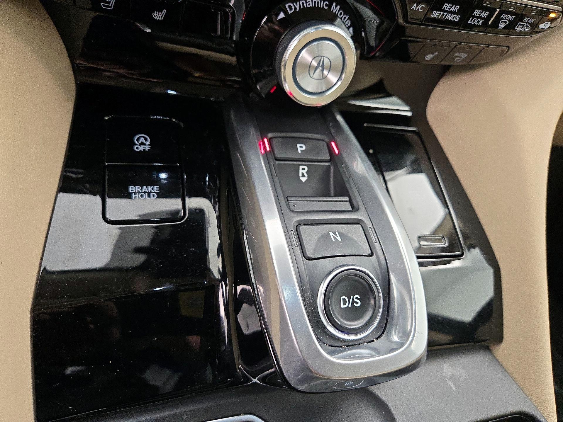 Thumbnail: 2022 Acura MDX - 18