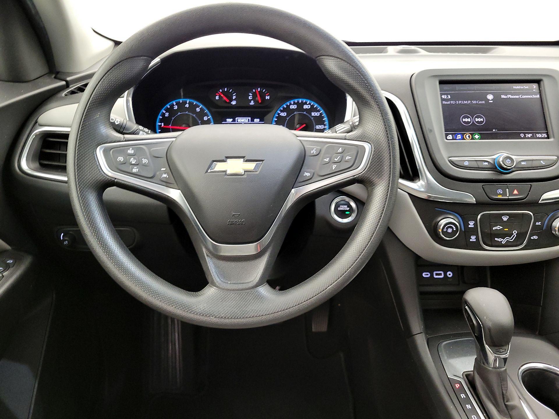 Thumbnail: 2022 Chevrolet Equinox - 10