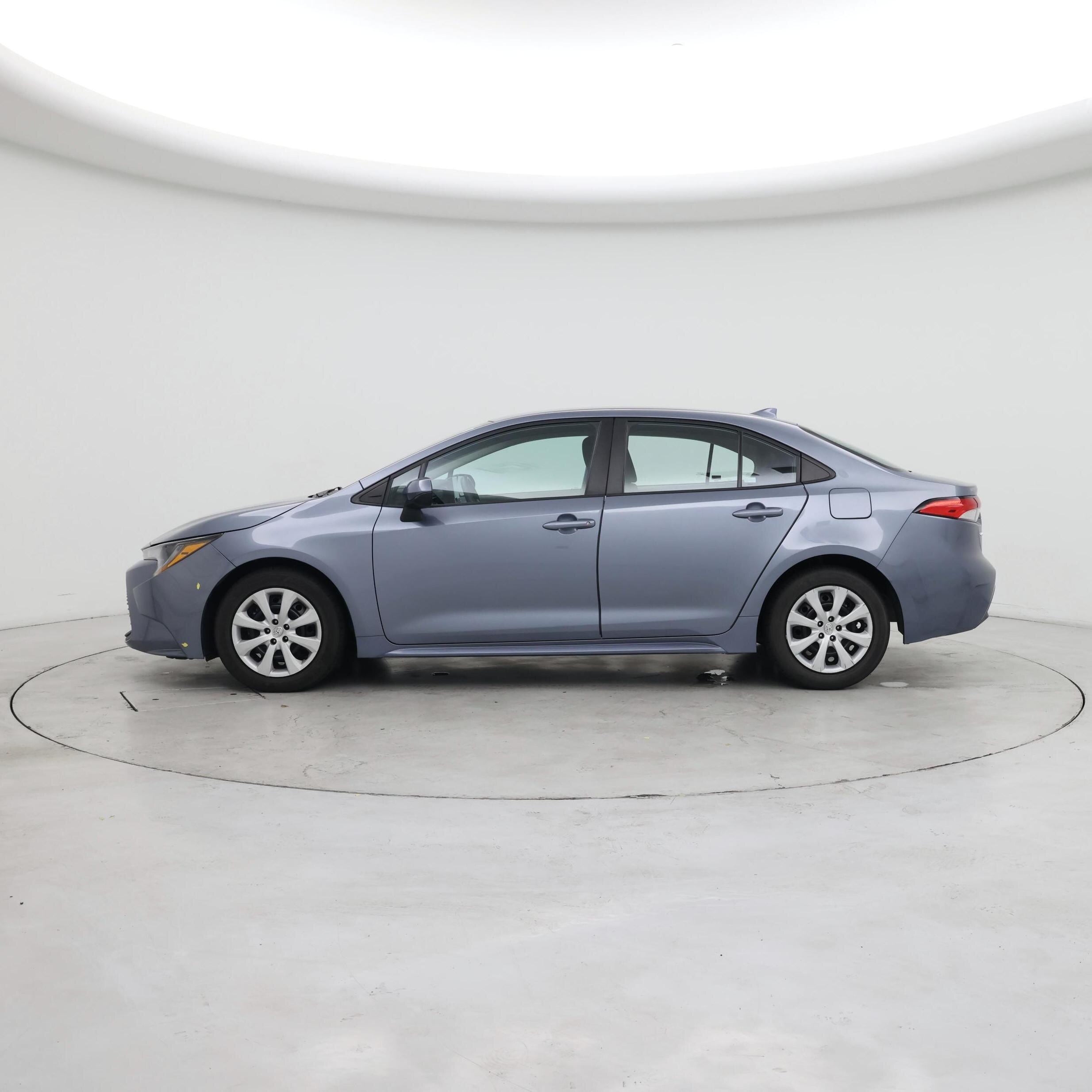 Thumbnail: 2023 Toyota Corolla - 3