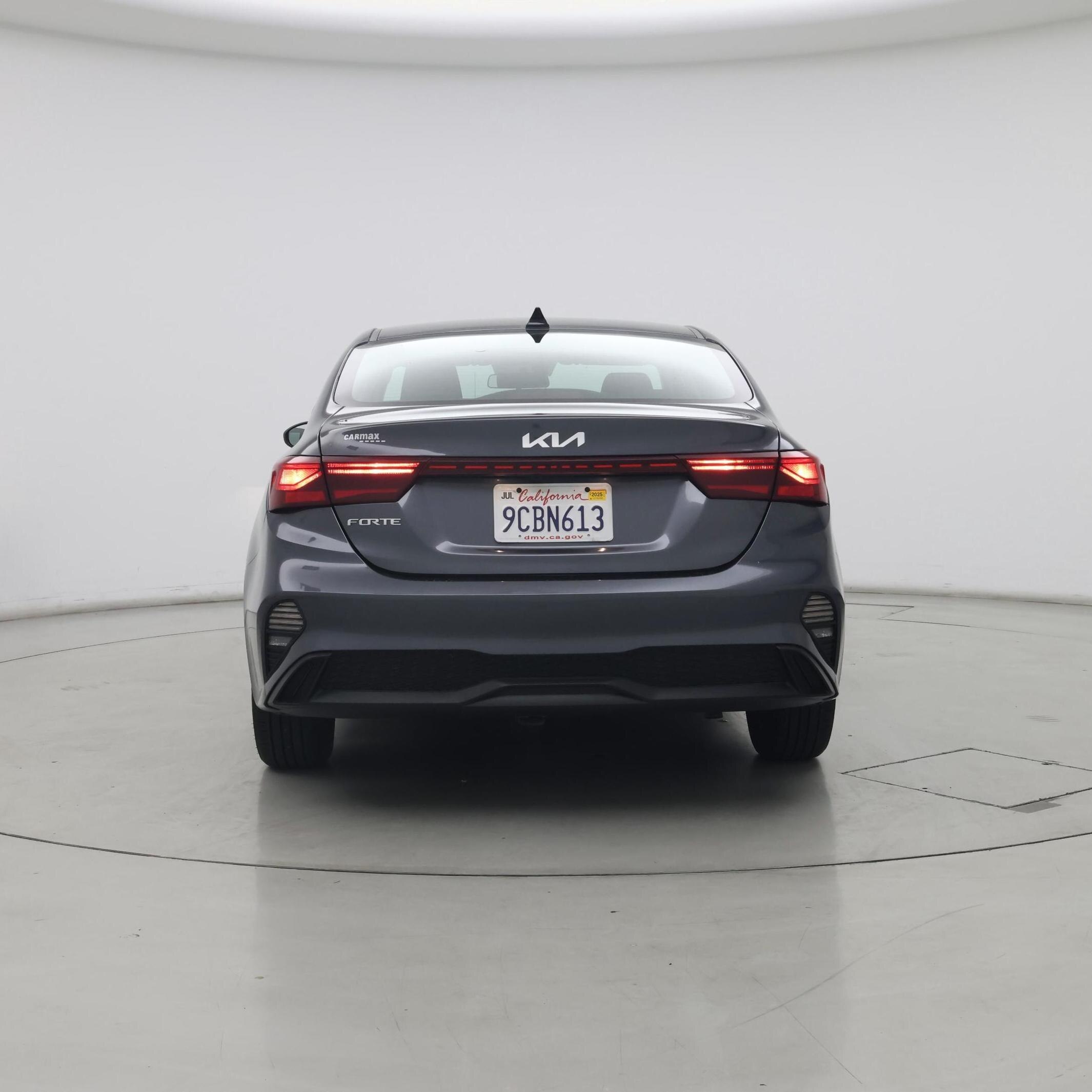 Thumbnail: 2022 Kia Forte - 6