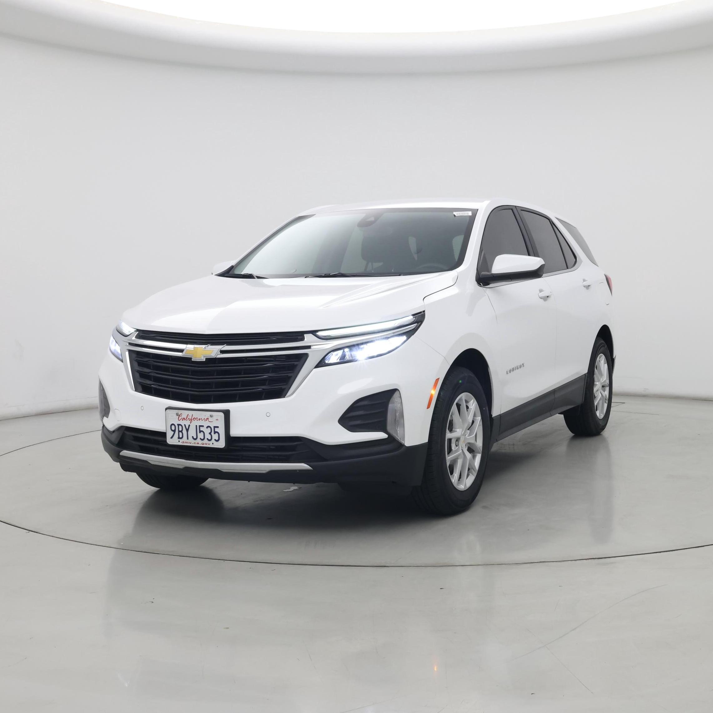 Thumbnail: 2022 Chevrolet Equinox - 4