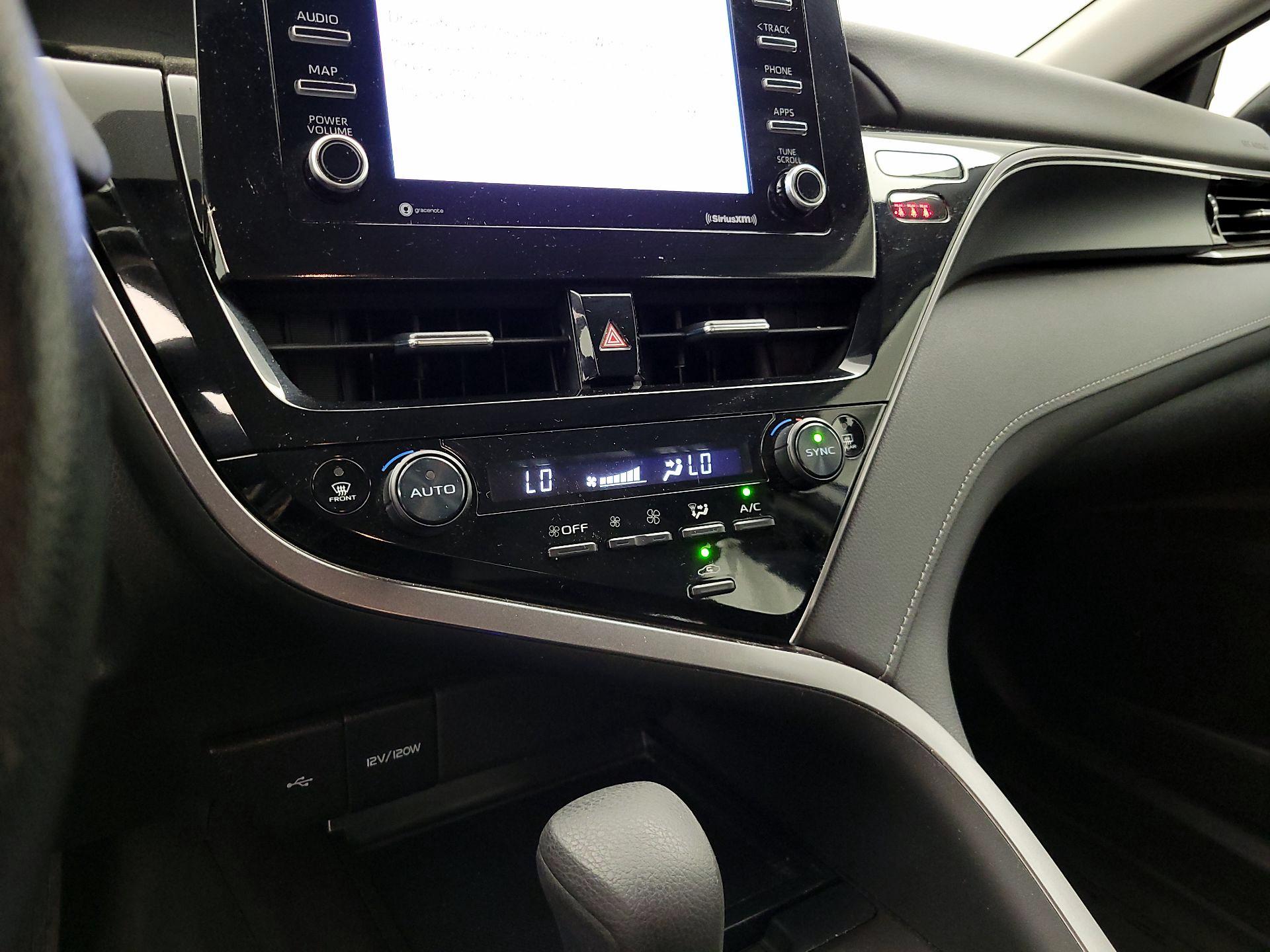 Thumbnail: 2024 Toyota Camry - 16
