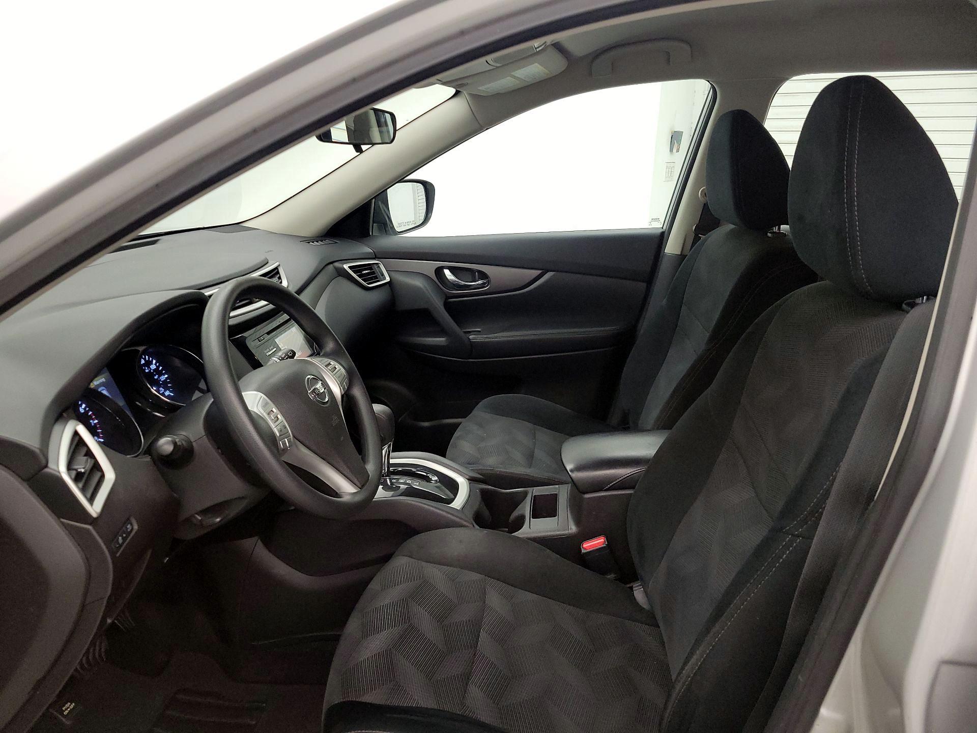 Thumbnail: 2016 Nissan Rogue - 11