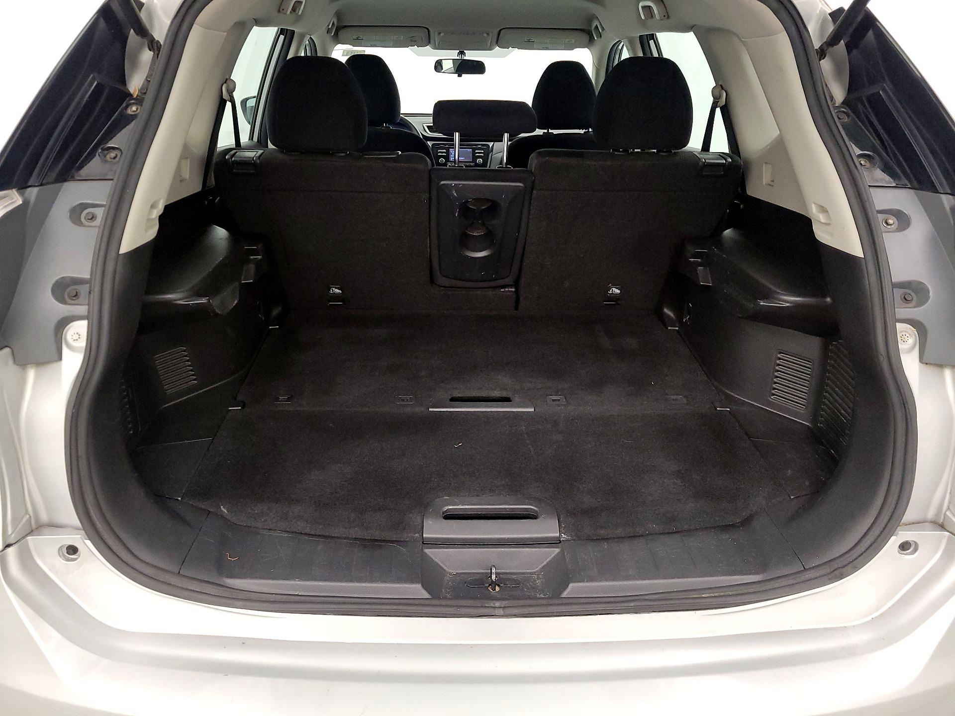 Thumbnail: 2016 Nissan Rogue - 20