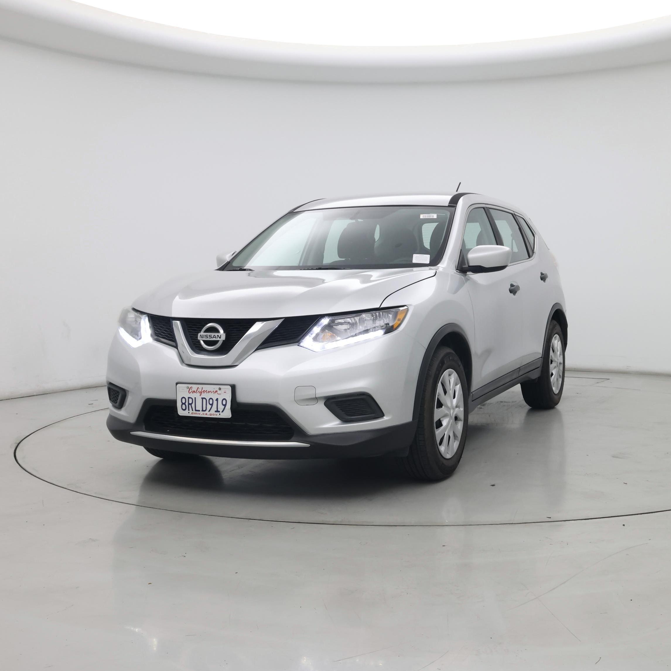 Thumbnail: 2016 Nissan Rogue - 4