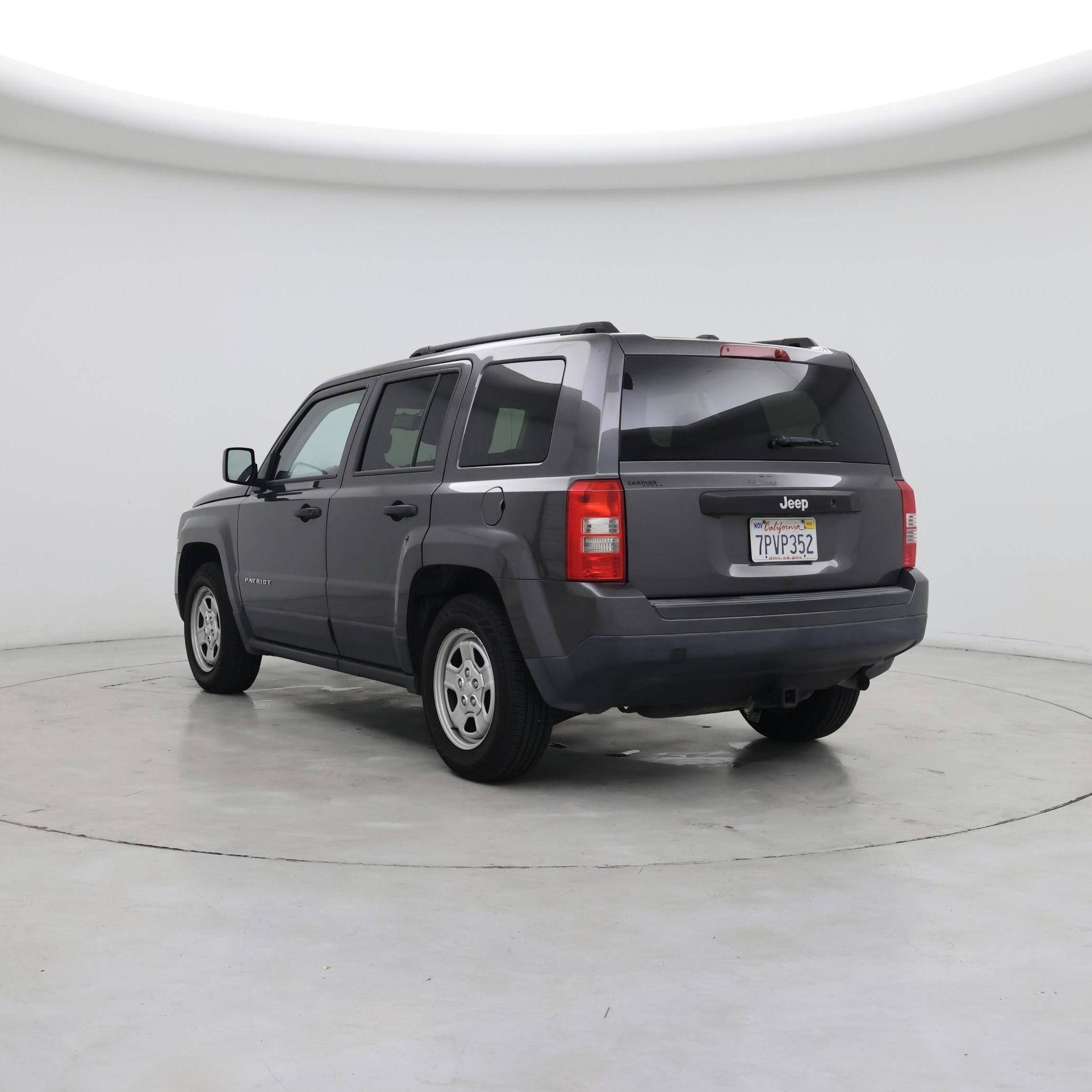 Thumbnail: 2016 Jeep Patriot - 2