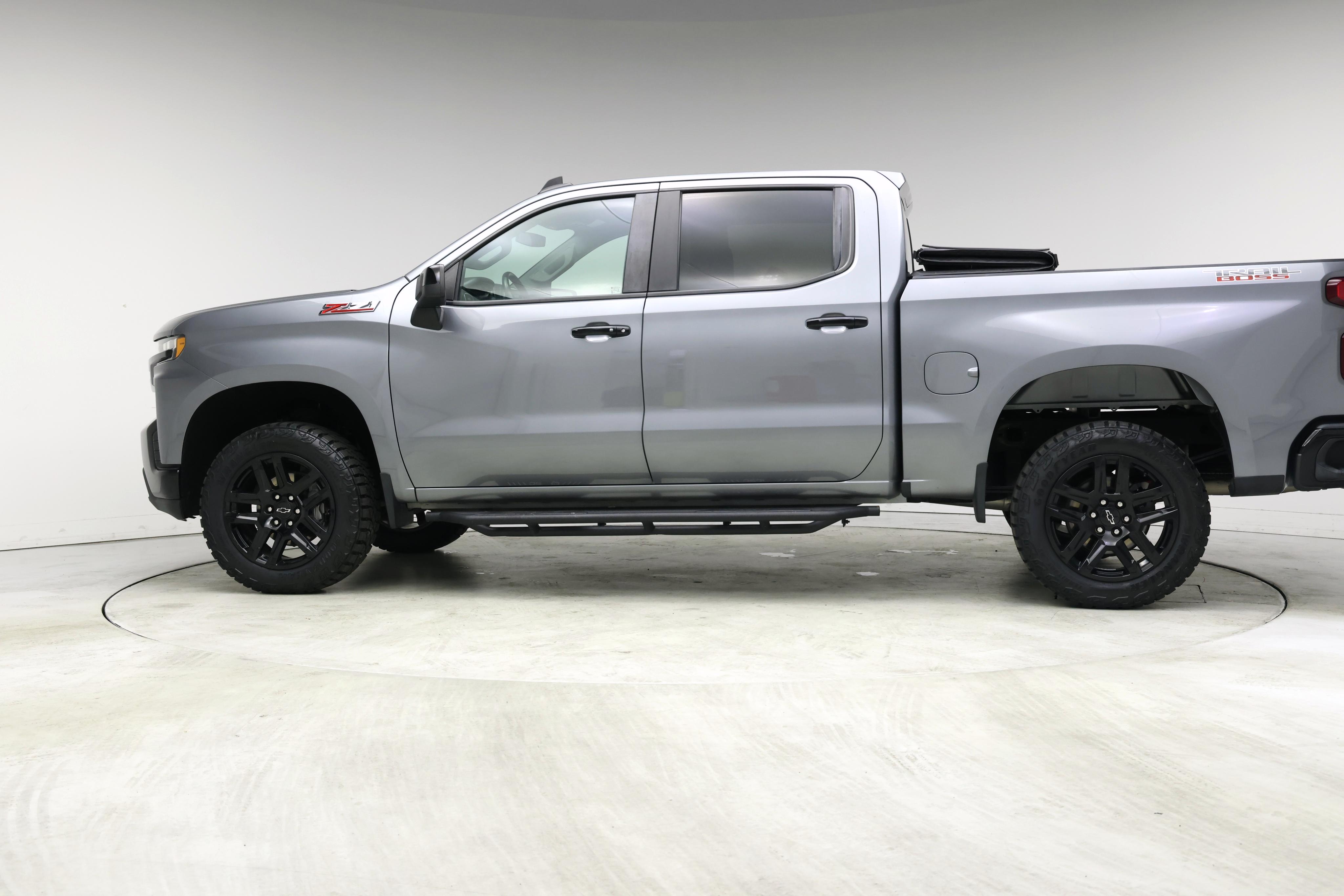 Thumbnail: 2021 Chevrolet Silverado 1500 - 3