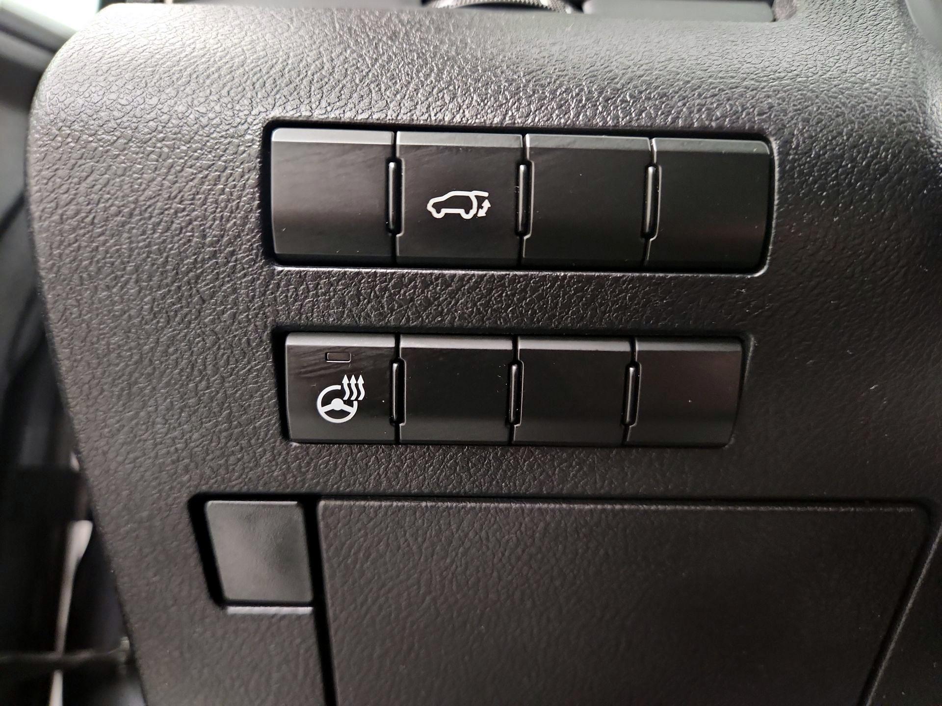 Thumbnail: 2016 Lexus RX - 13