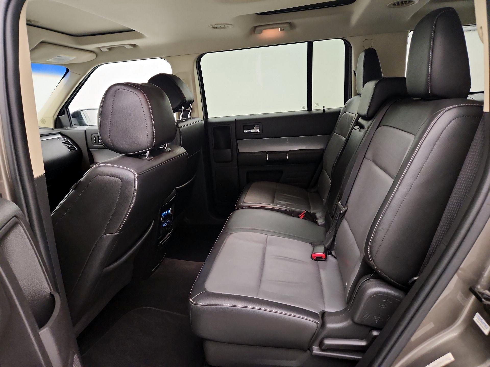Thumbnail: 2013 Ford Flex - 19