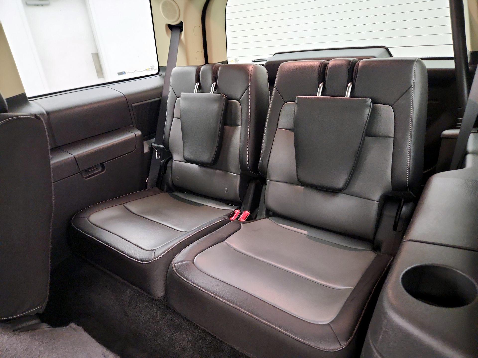 Thumbnail: 2013 Ford Flex - 20