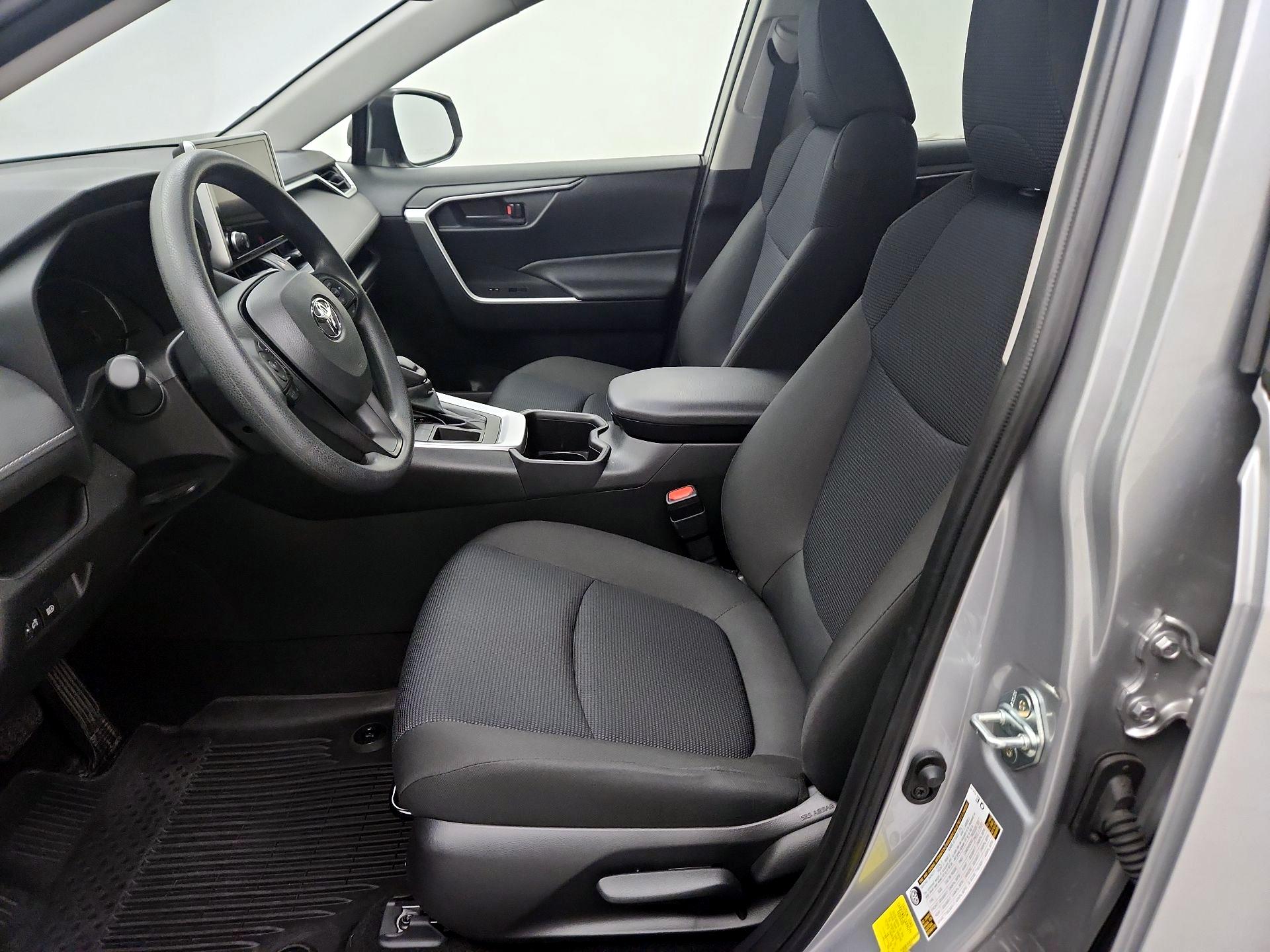 Thumbnail: 2024 Toyota RAV4 - 11