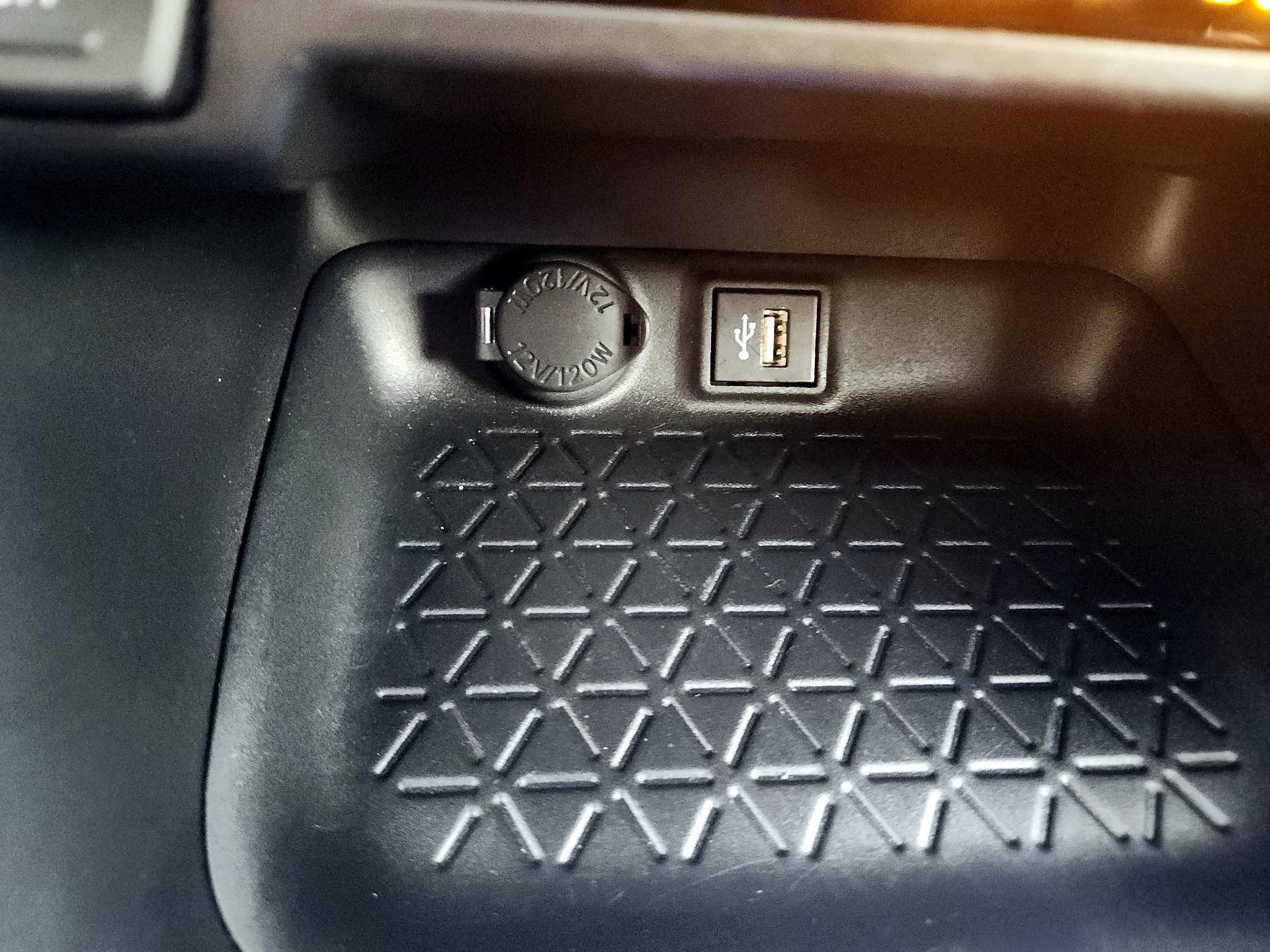 Thumbnail: 2024 Toyota RAV4 - 18