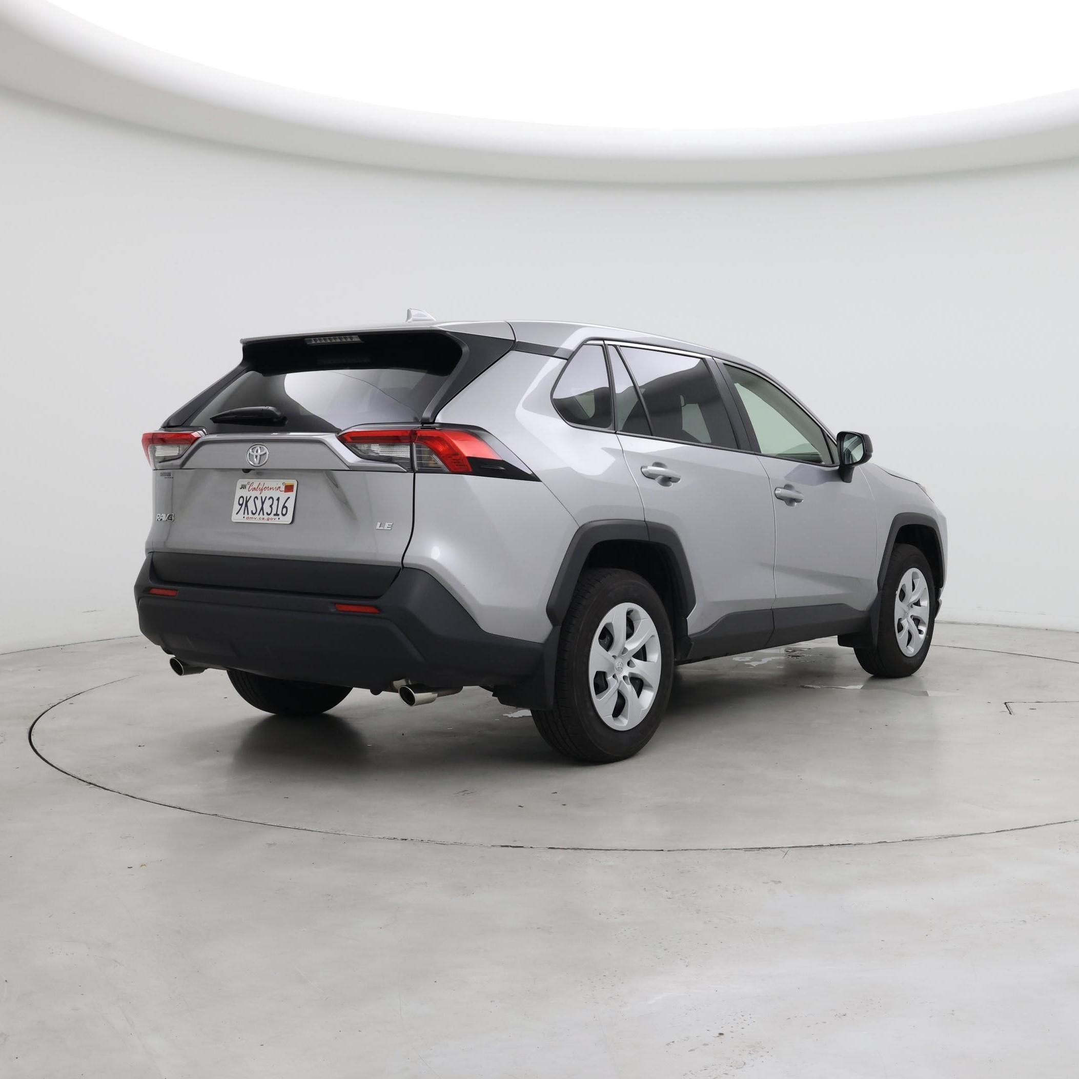 Thumbnail: 2024 Toyota RAV4 - 8