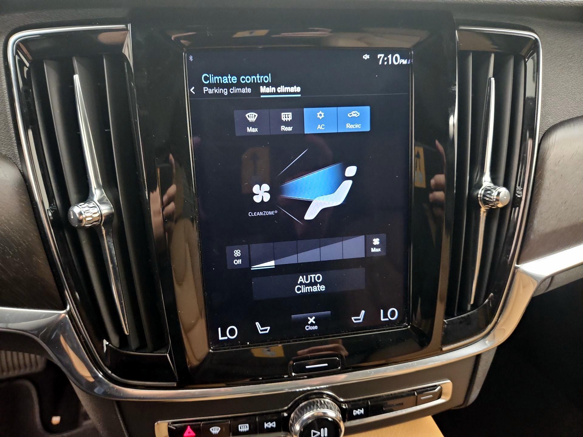 Thumbnail: 2020 Volvo S90 - 16